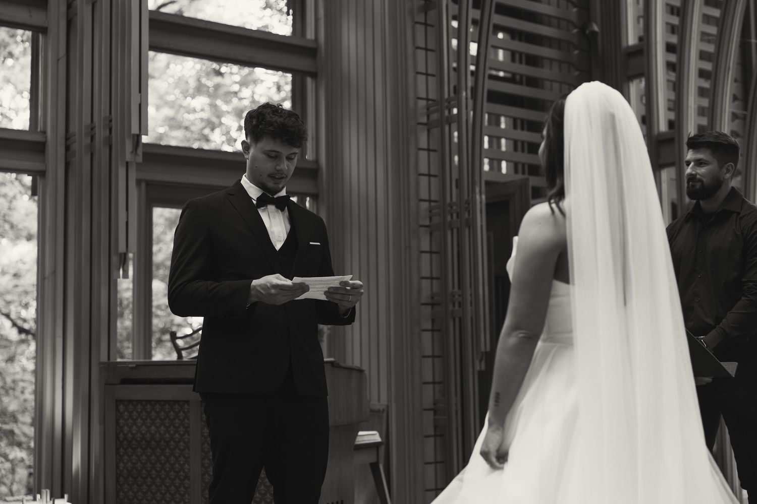 How to plan your wedding day at Mildred B Cooper Chapel, Arkansas Wedding Venue, Arkansas Elopement Photographer, Arkansas Wedding