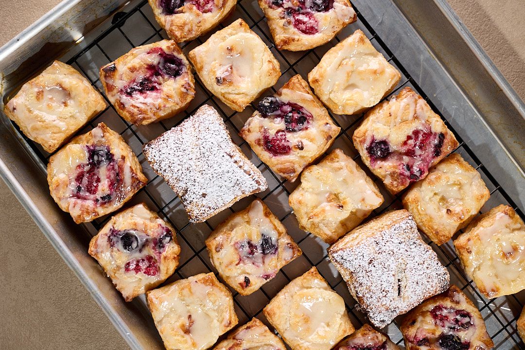 Berry cheese danishes