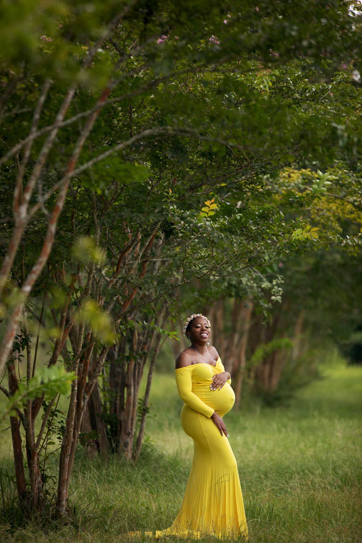 twins motherhood mommy & me photography pregnant with fraternal twins