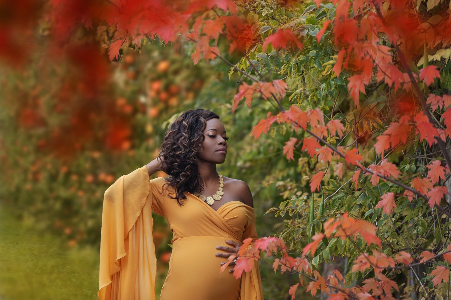 kansas city loose park maternity photo session with pregnant mom by black female photographer