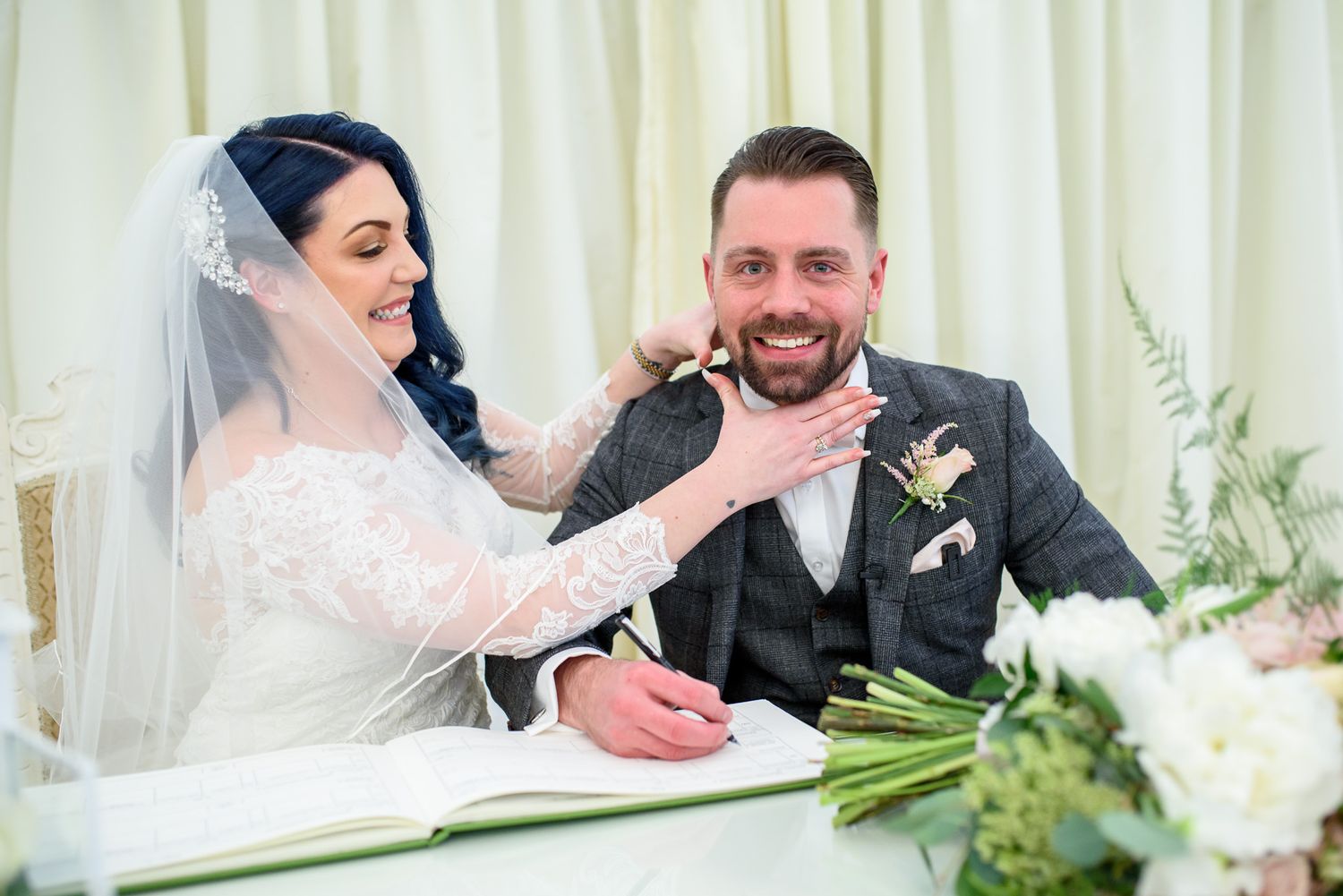 English Wedding Photos at Fennes Wedding Venue