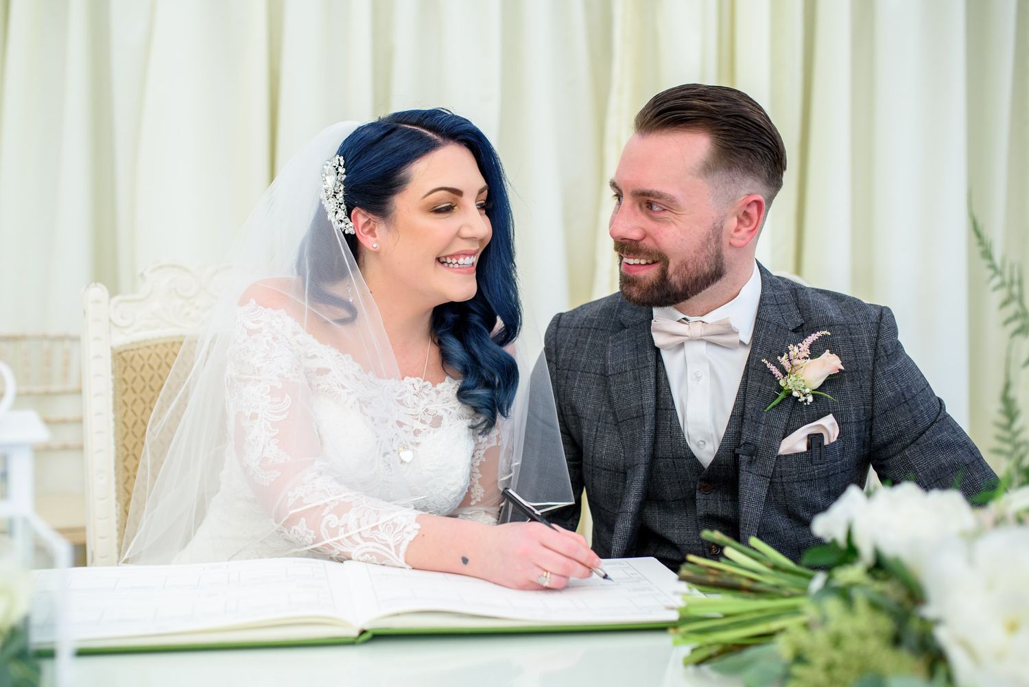 English Wedding Photos at Fennes Essex