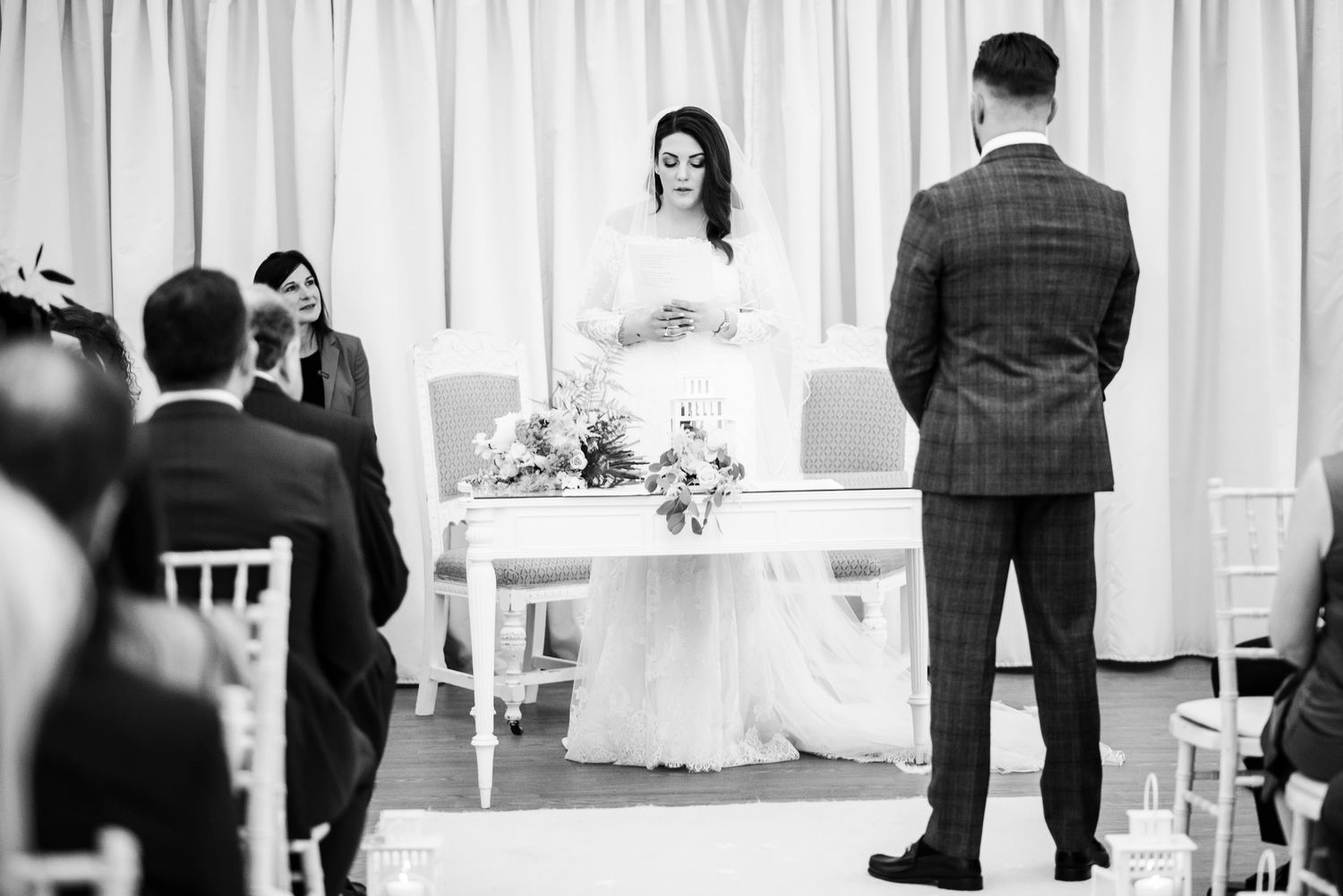 English Wedding Photos at Fennes Essex