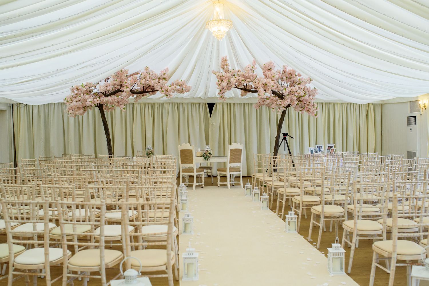 Wedding Photos at Fennes Wedding Venue