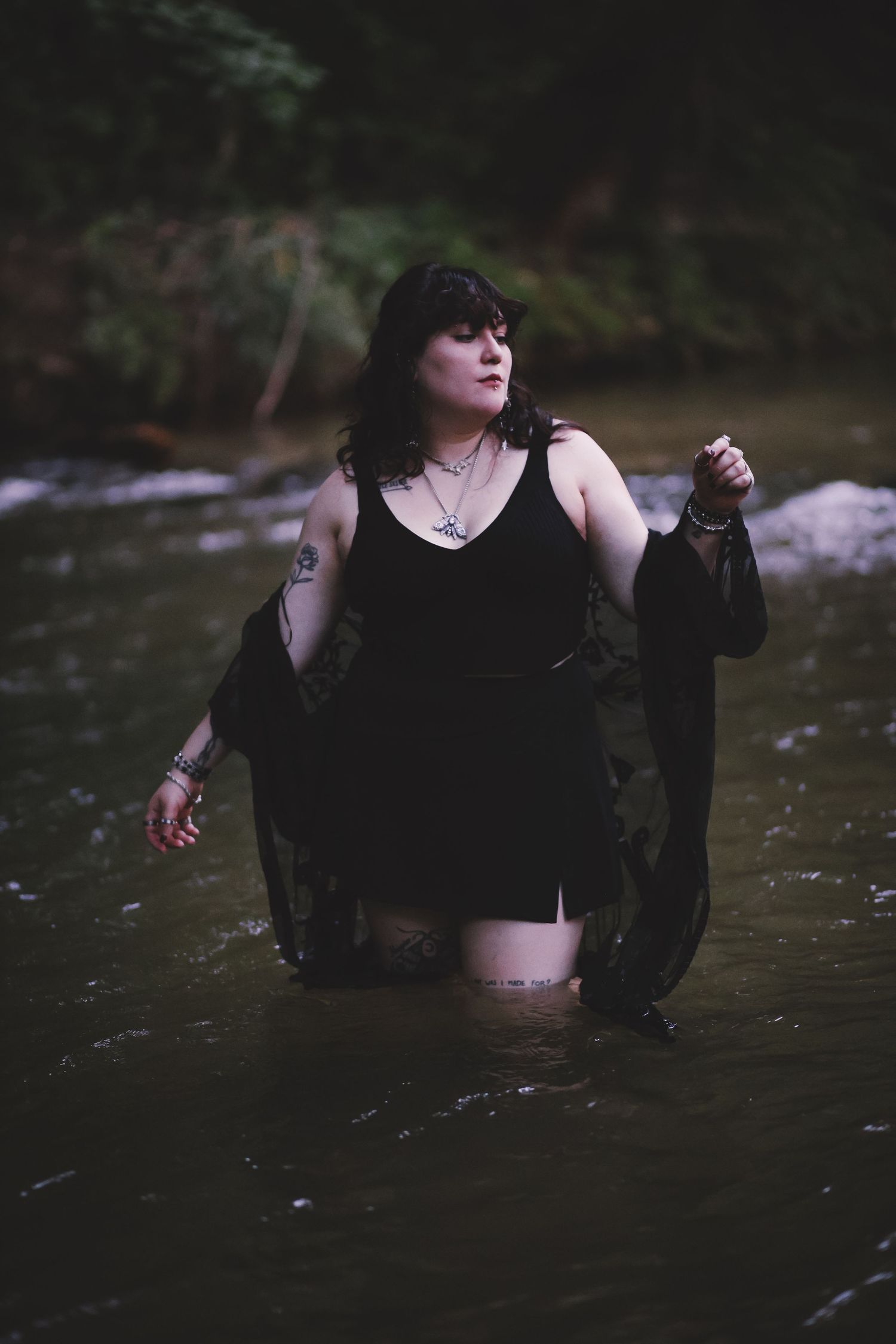 Outdoor plus size boudoir session in a peaceful creek setting — celebrating curves and confidence in York, Pennsylvania