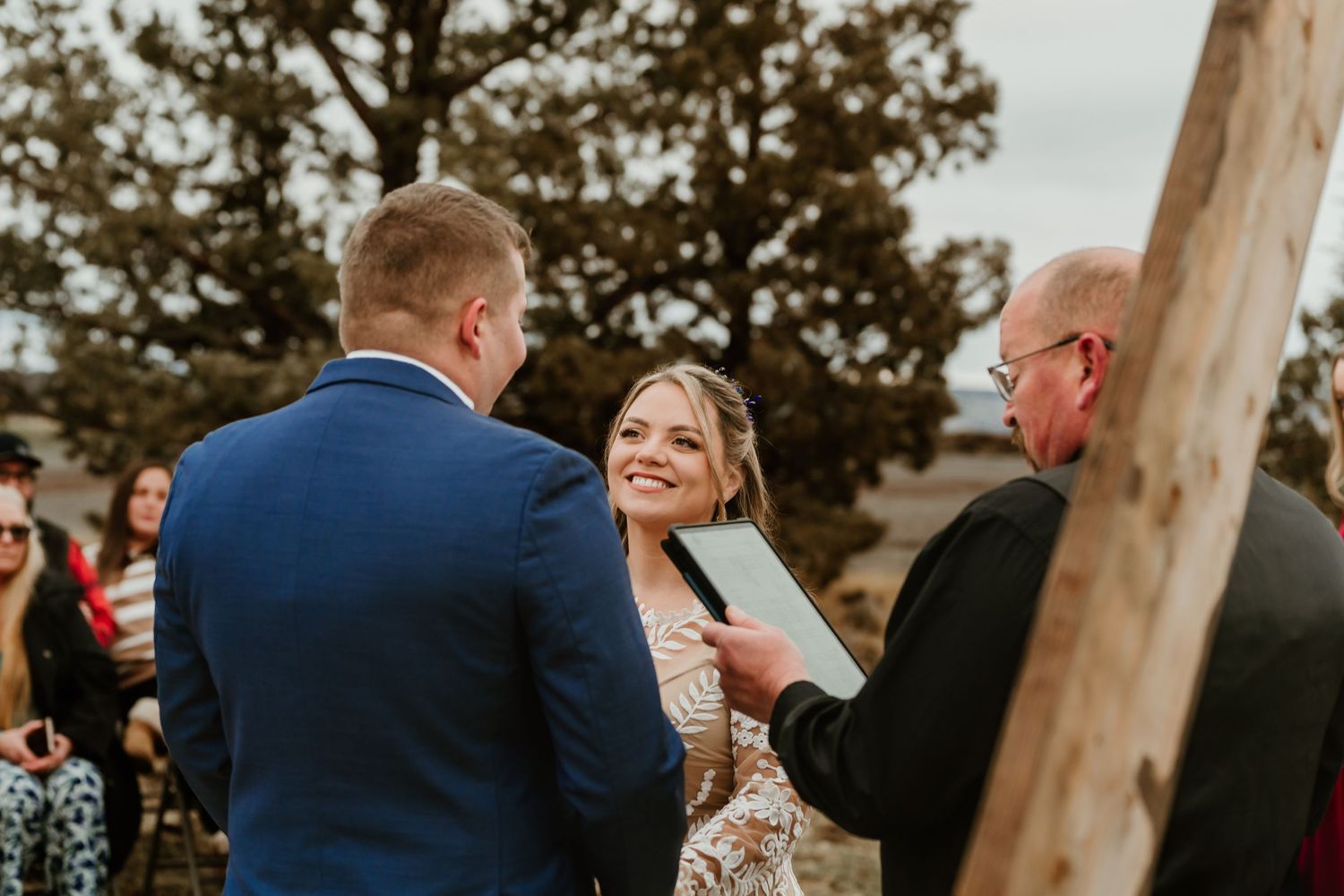 Elopement at Lake Billy Chinook