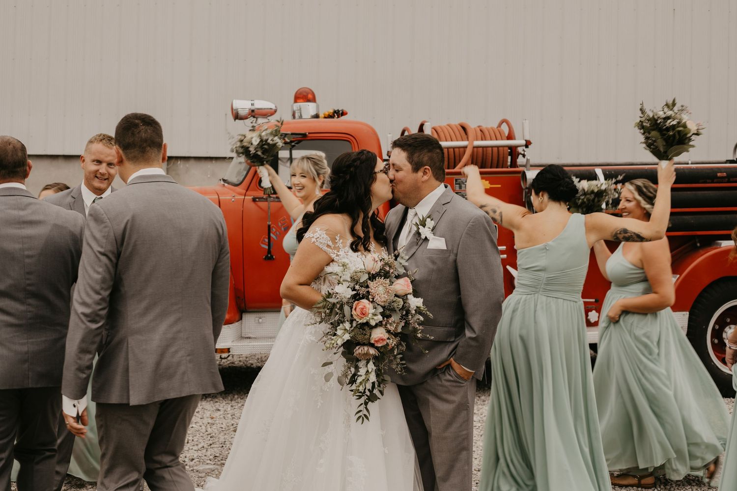 Exeter, Ontario Wedding Photographer, Cheyenne's Creations