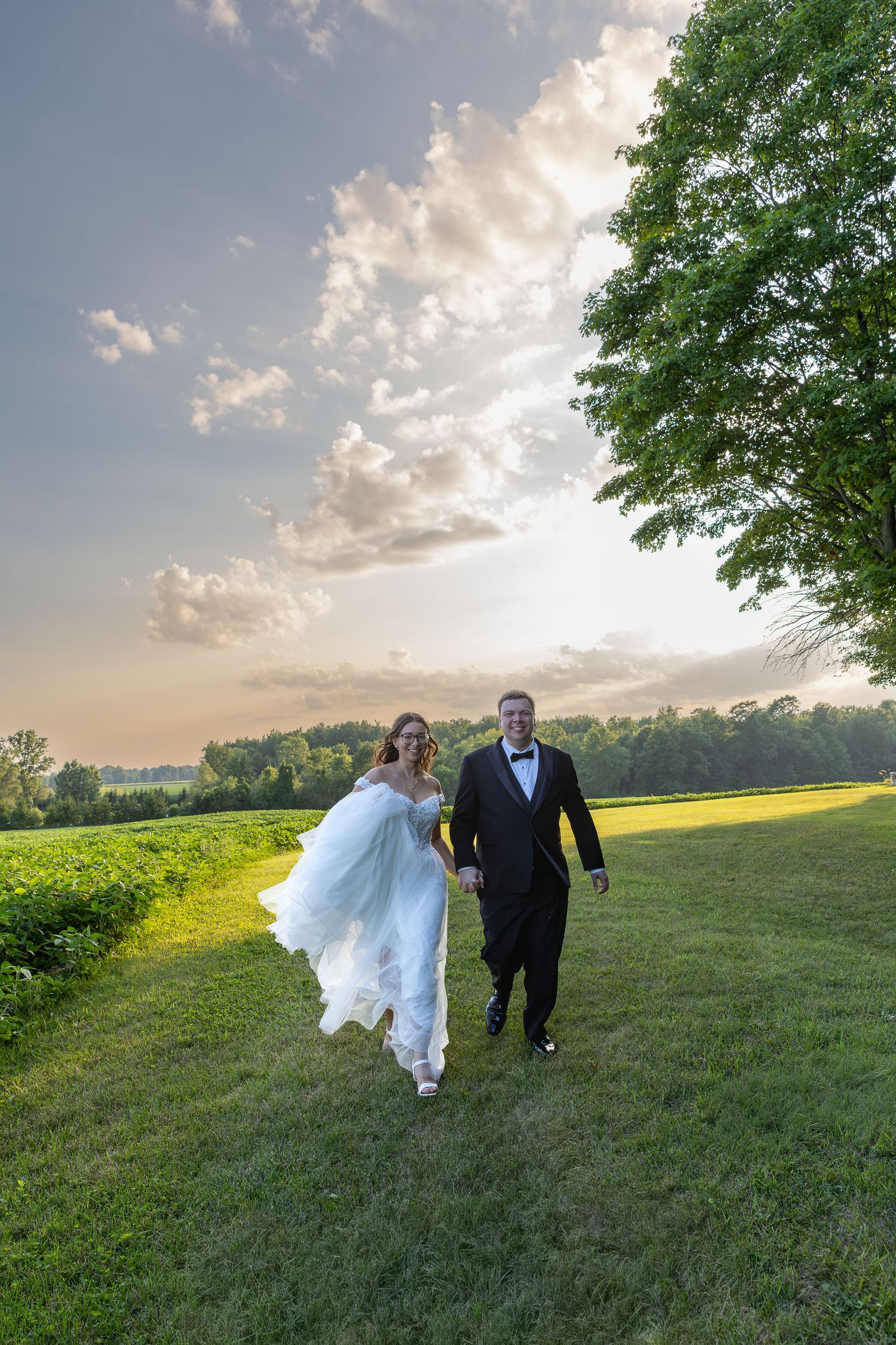 Knottingwood Farms, London, Ontario Wedding Venue, Wedding Photography, Wedding Photographer, Video Team -Timeless Affordable