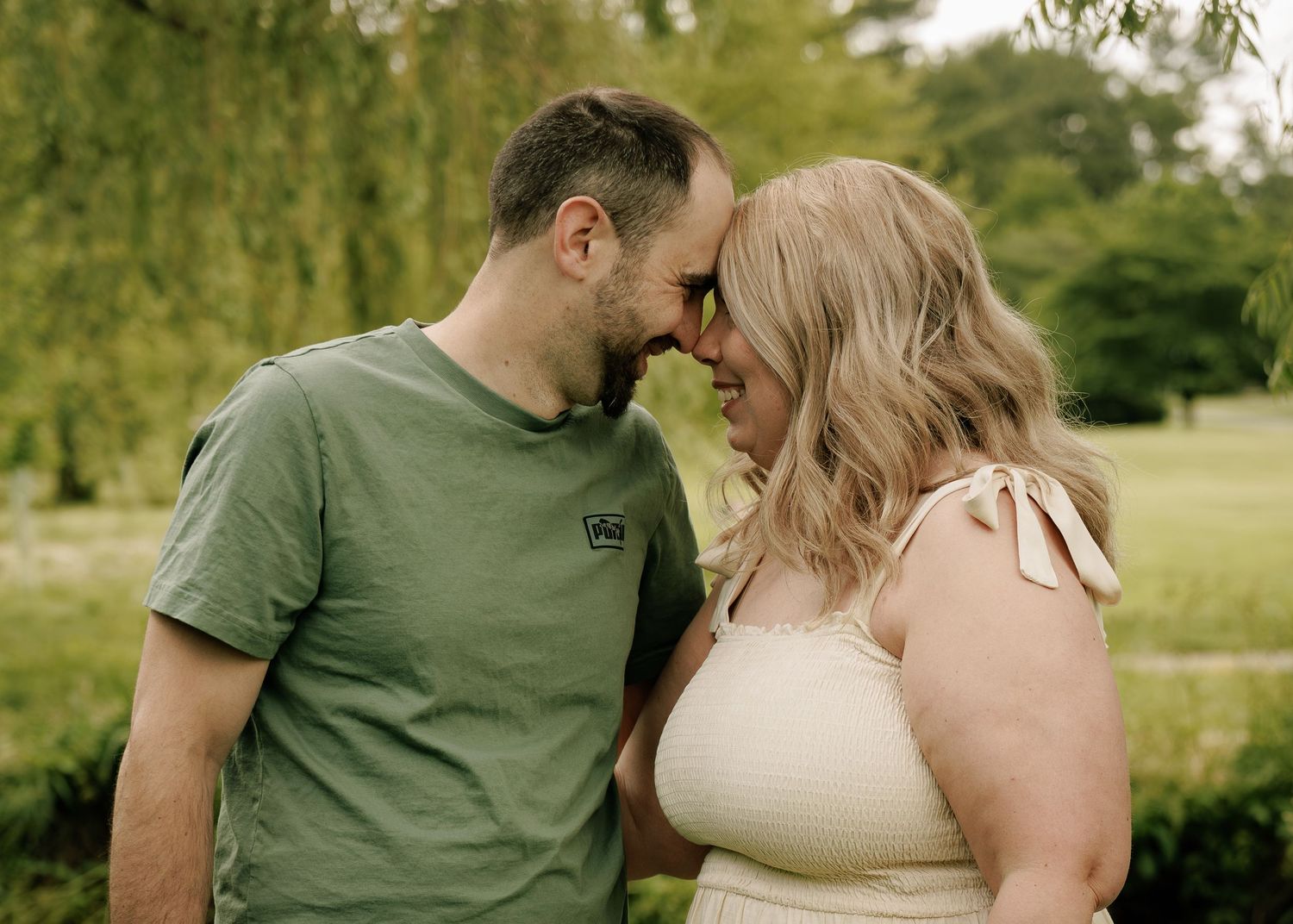earthy, romantic, green family photos