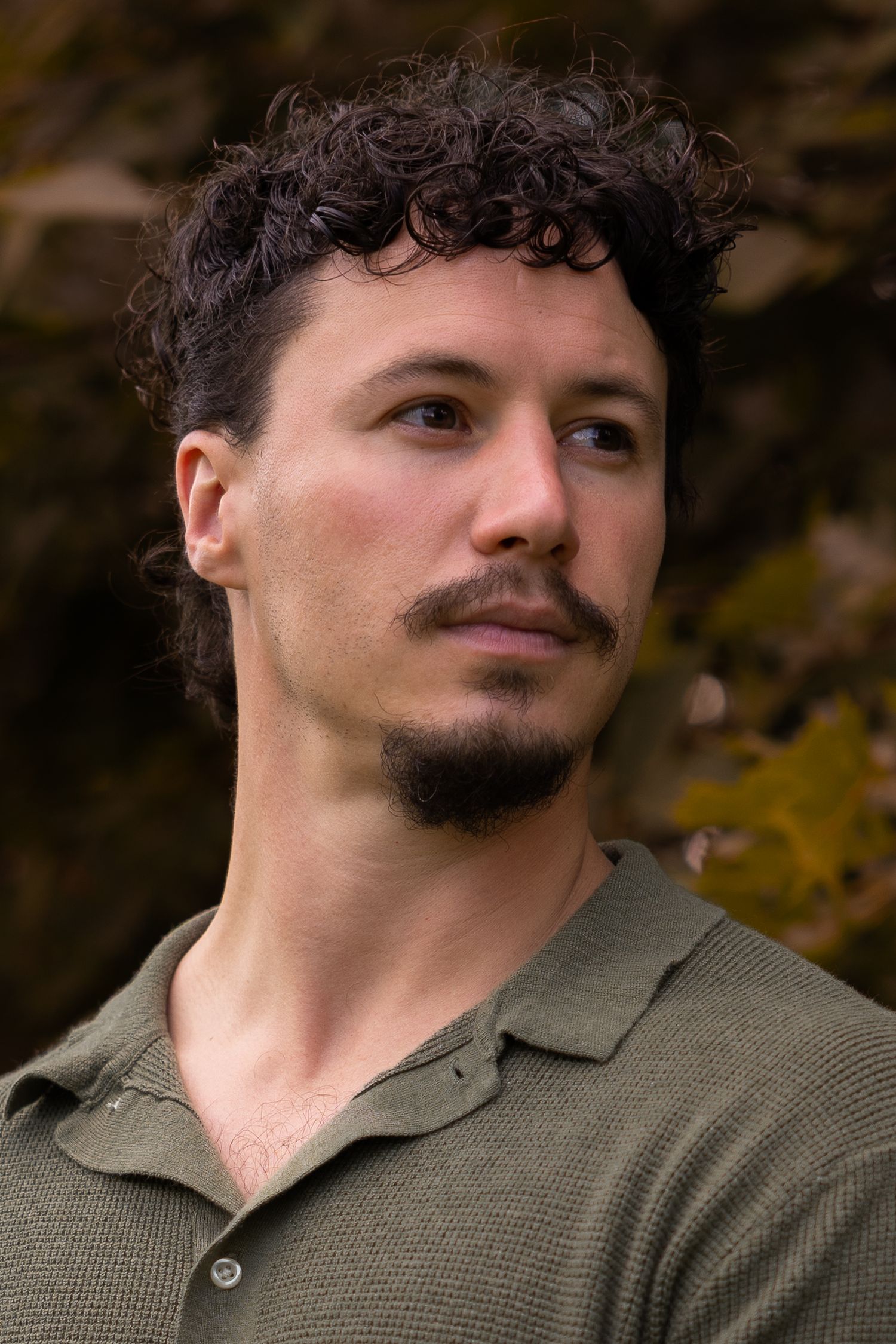 Louisville portrait photography filled with warmth, artistry, and cinematic storytelling.
