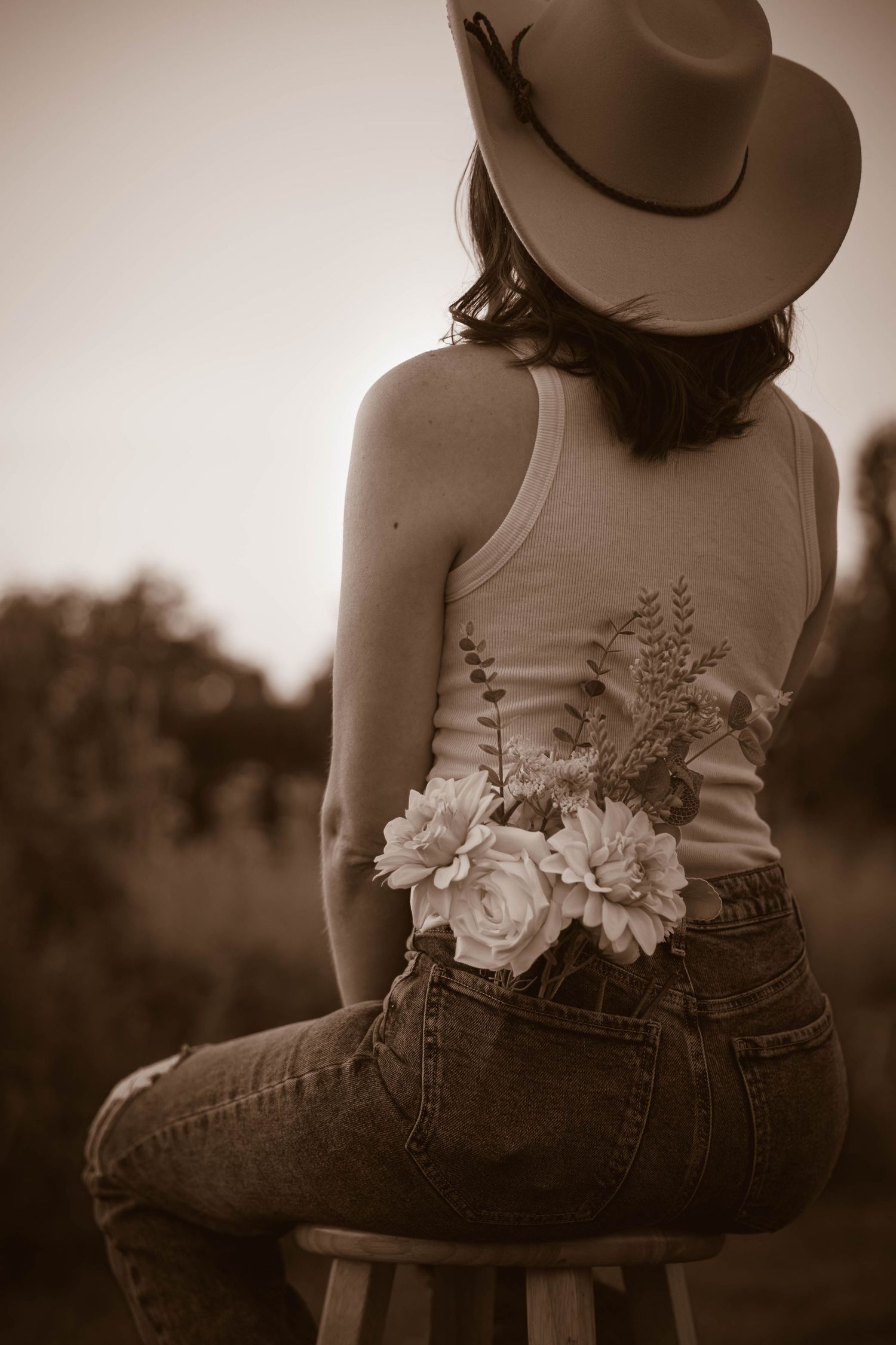 Louisville portrait photography filled with warmth, artistry, and cinematic storytelling.