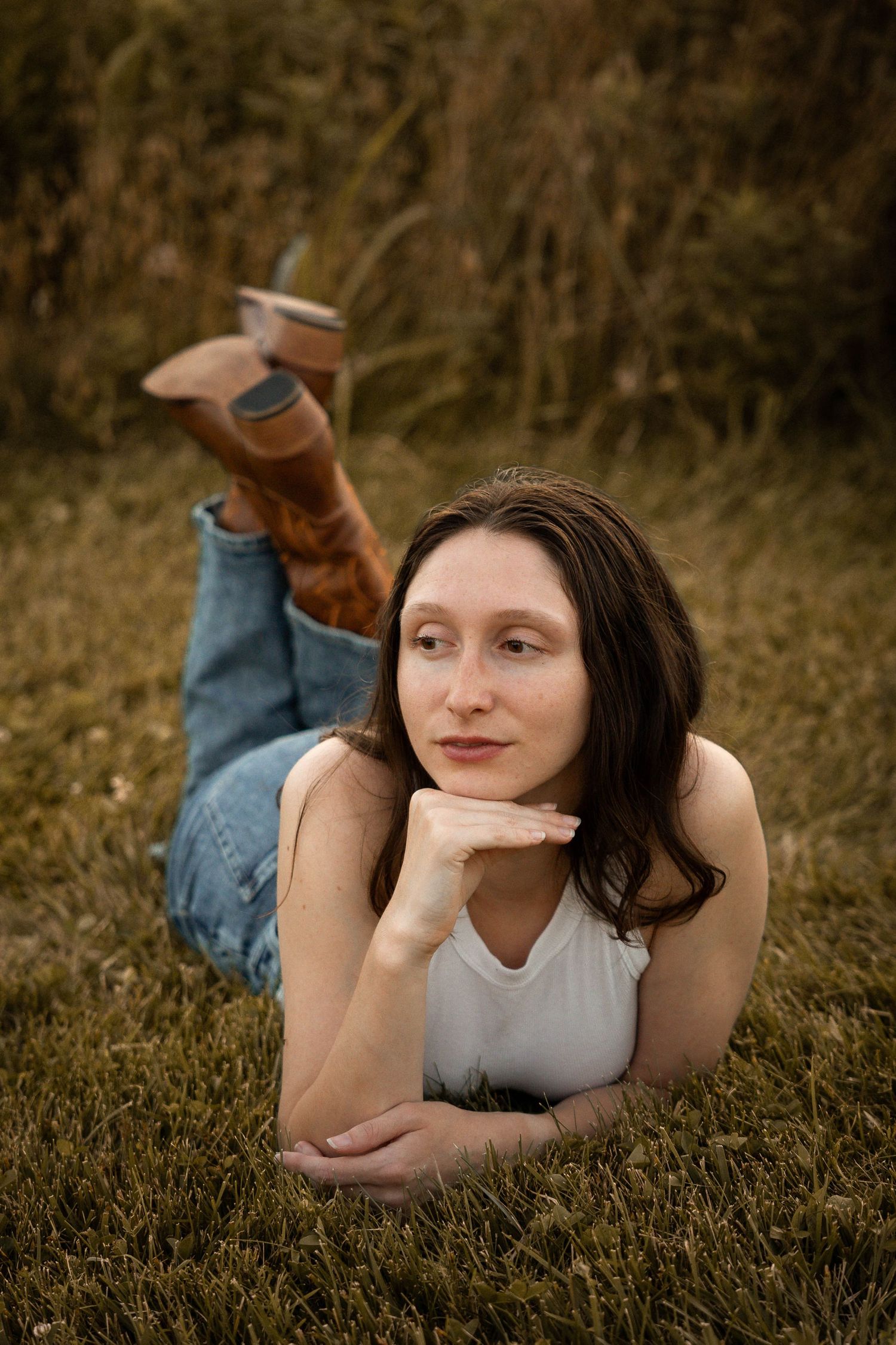 Louisville portrait photography filled with warmth, artistry, and cinematic storytelling.