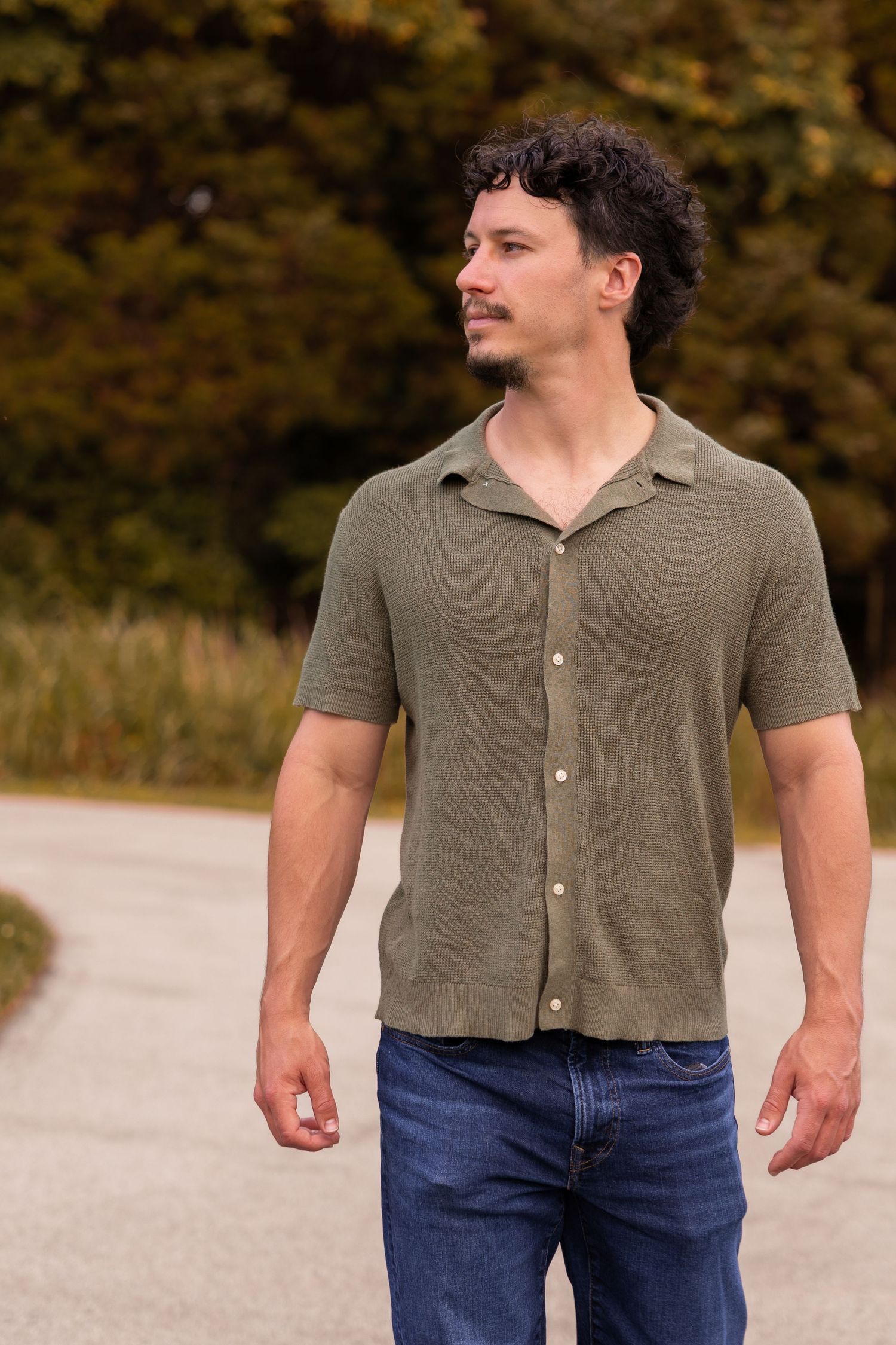 Louisville portrait photography filled with warmth, artistry, and cinematic storytelling.