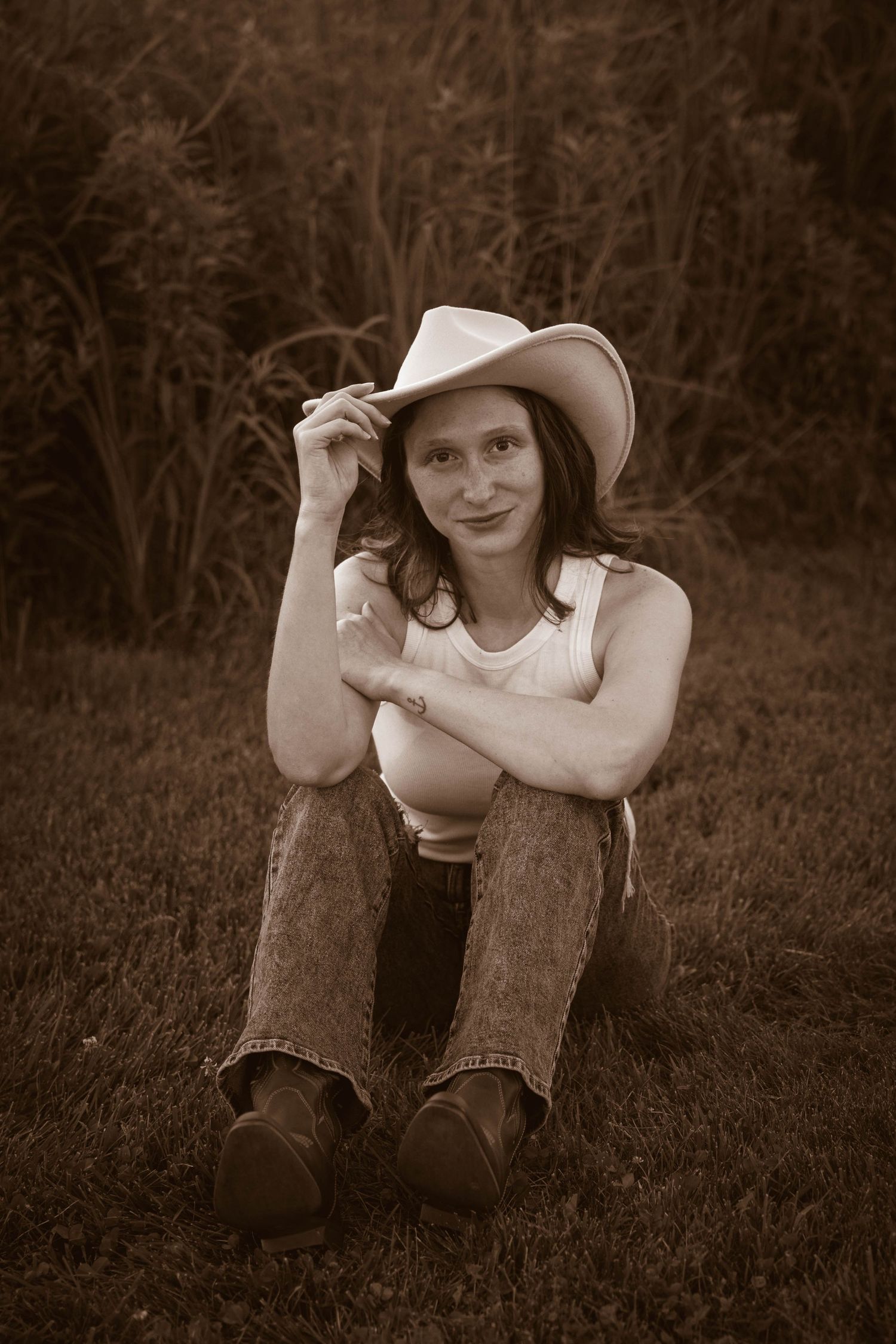 Louisville portrait photography filled with warmth, artistry, and cinematic storytelling.