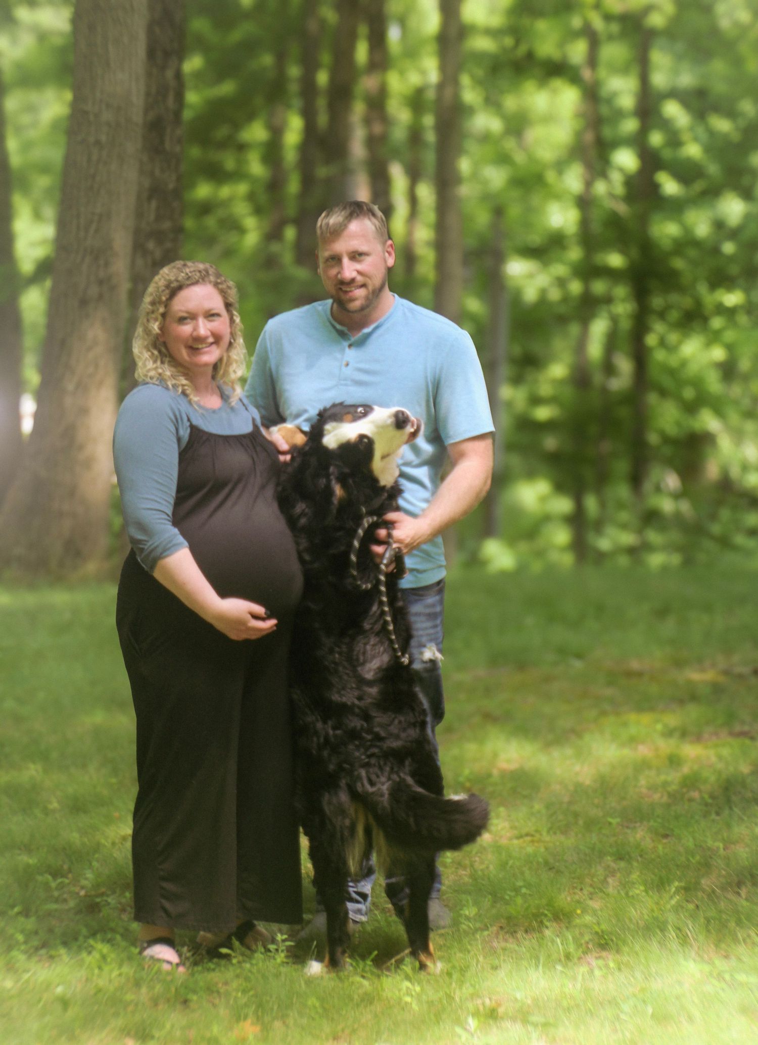 Maternity photography in Indianapolis, Indiana, preserving pregnancy, family, pets, and lifestyle memories with heartfelt images.