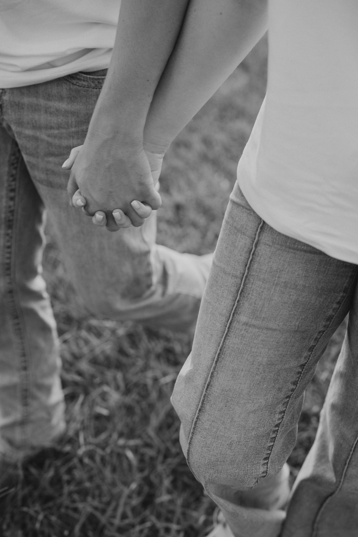 Engagement session at Oak Hill Farms in Arkansas