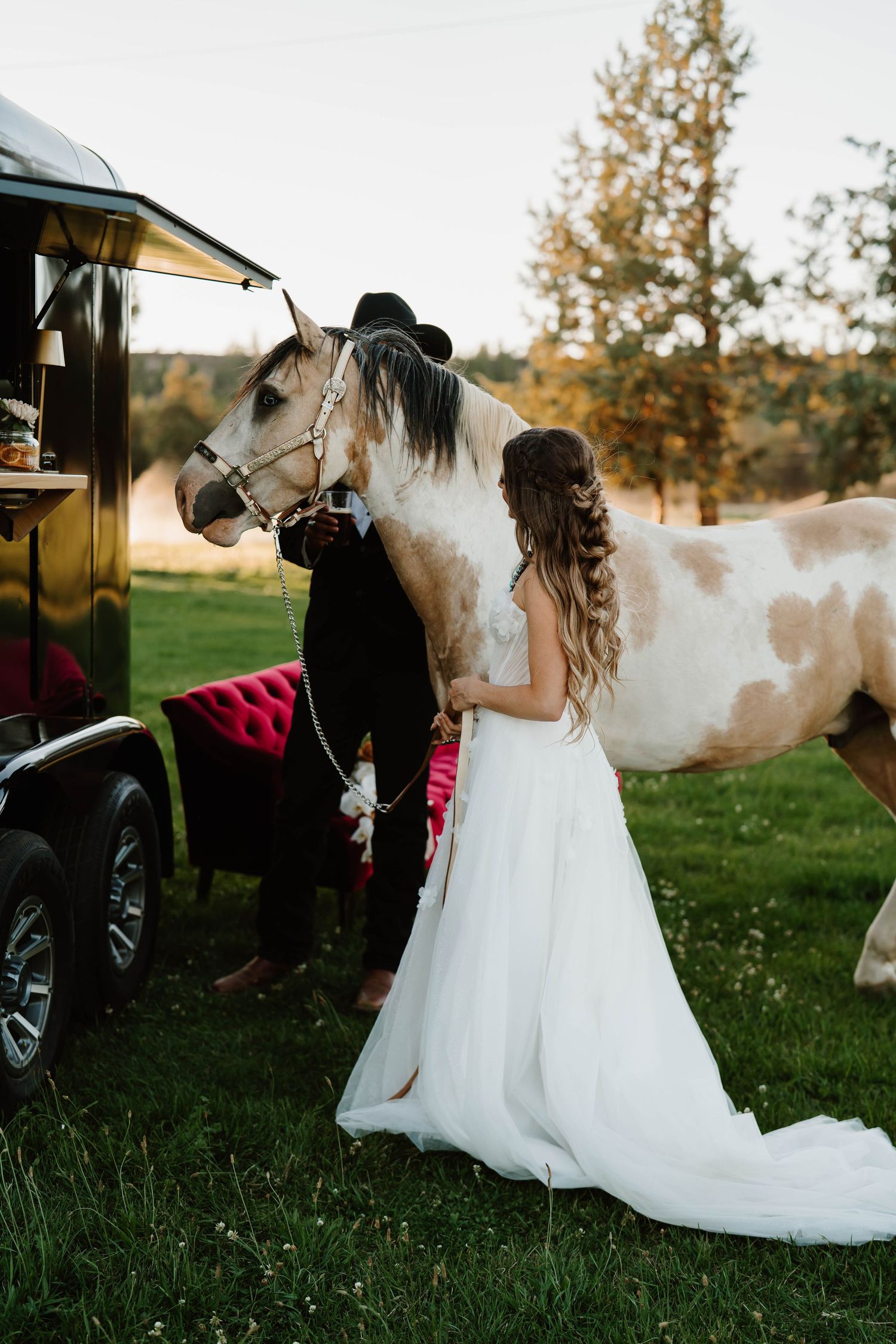 western bride and horse oregon ranch