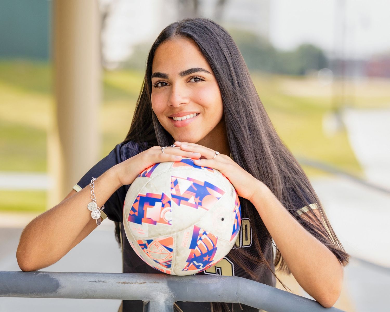 Khrislerie - Nederland Varsity Soccer