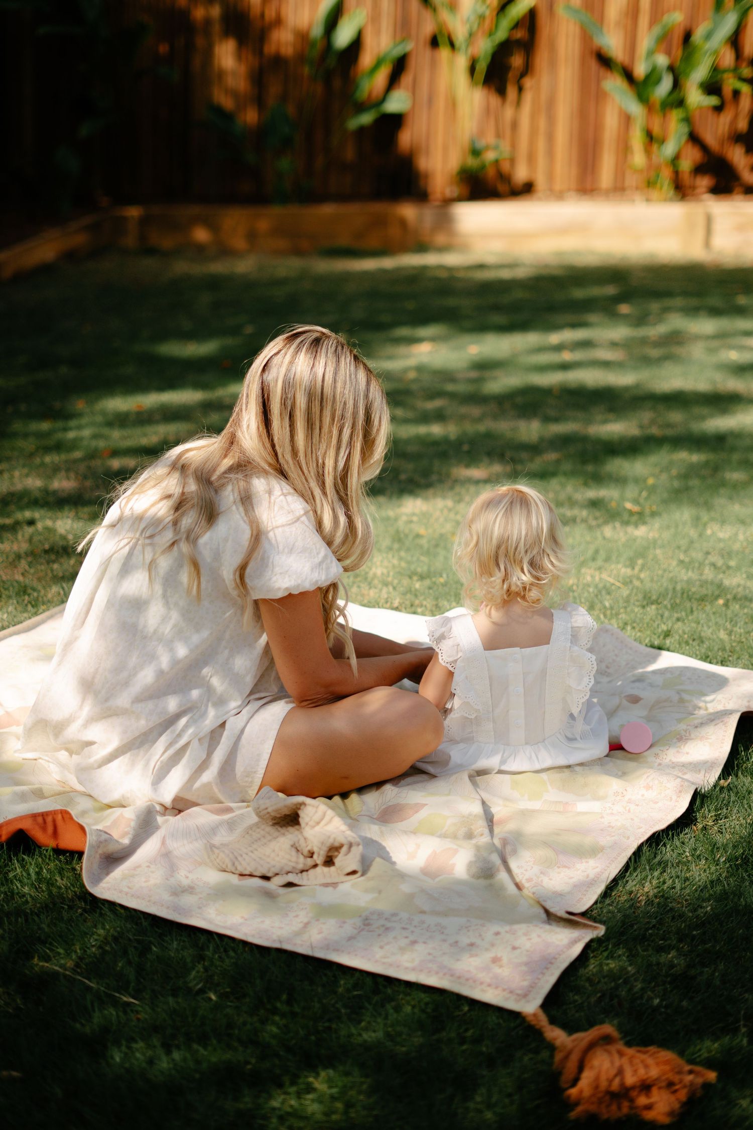 Mother & daughter.