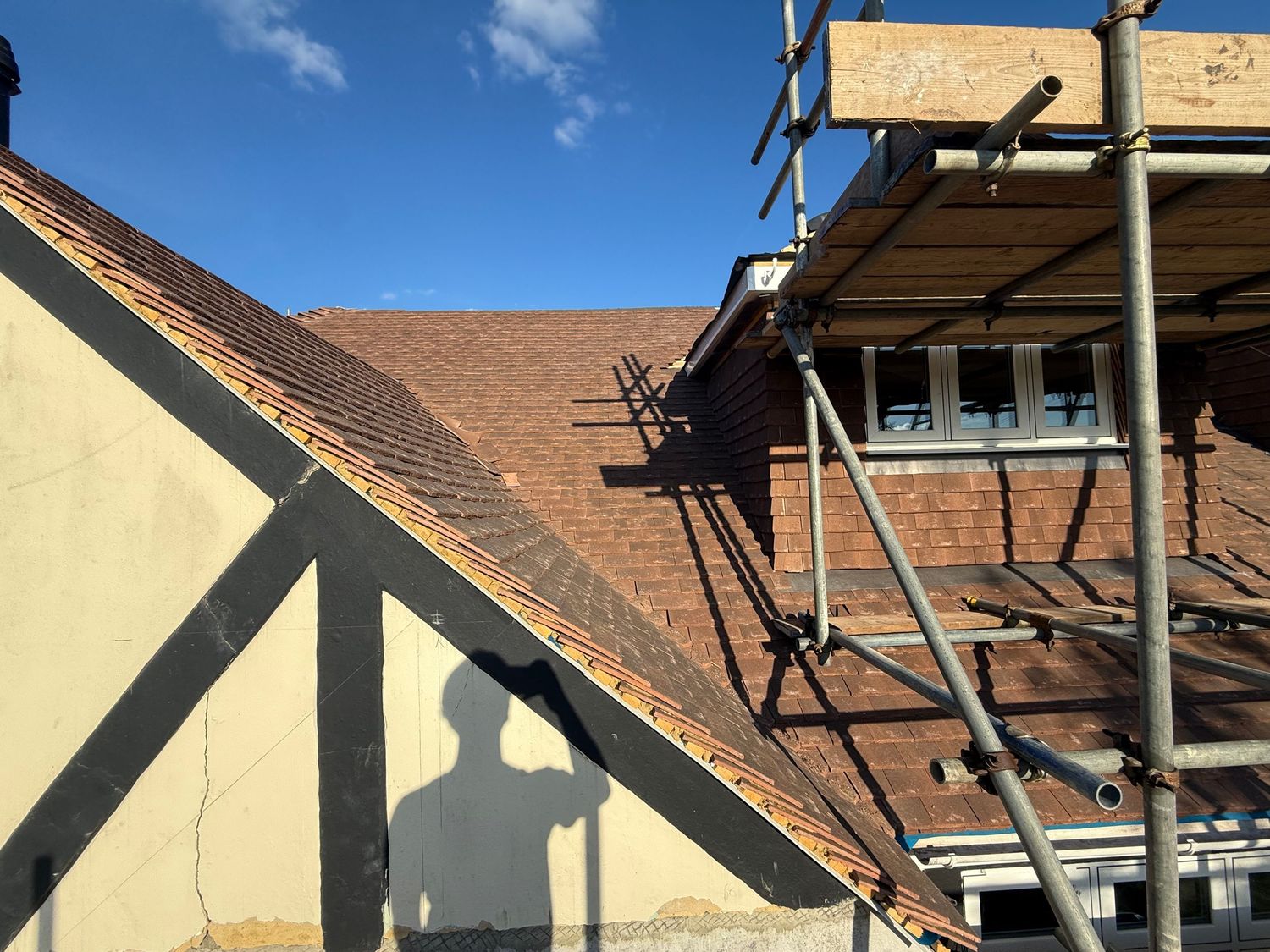 Pitched Roof Construction and Roof Tiling