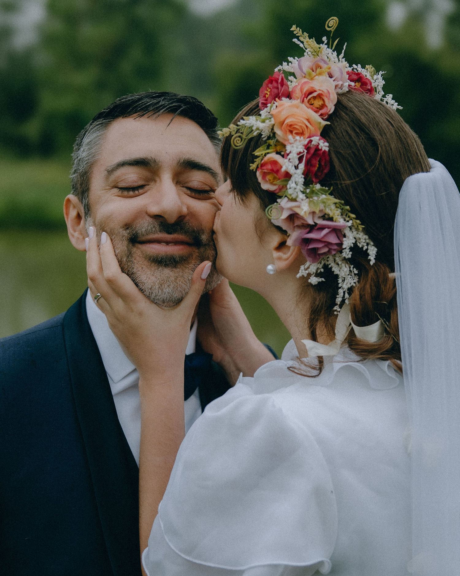 Découvrez le mariage de Vanessa & Denis à la Ferme du Château de Poix, capturé par Julie Fox Photography Une célébration unique à Bouillancy