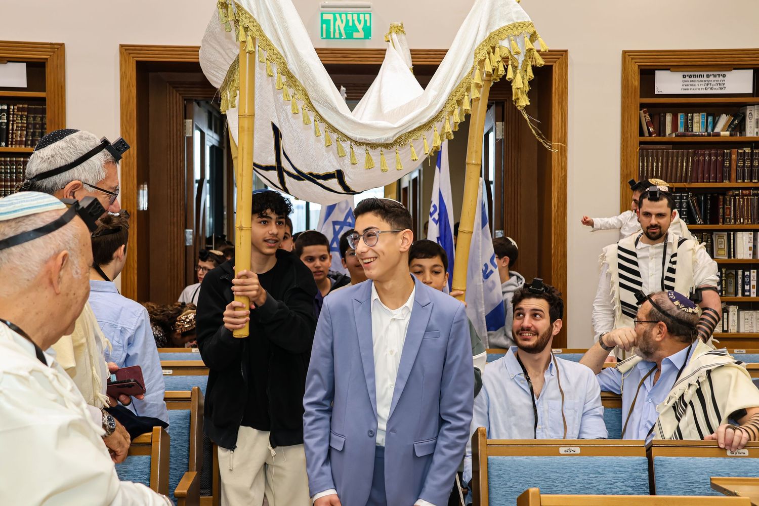בר מצווה עלייה לתורה