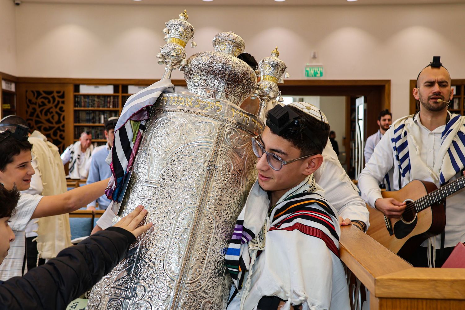 בר מצווה עלייה לתורה