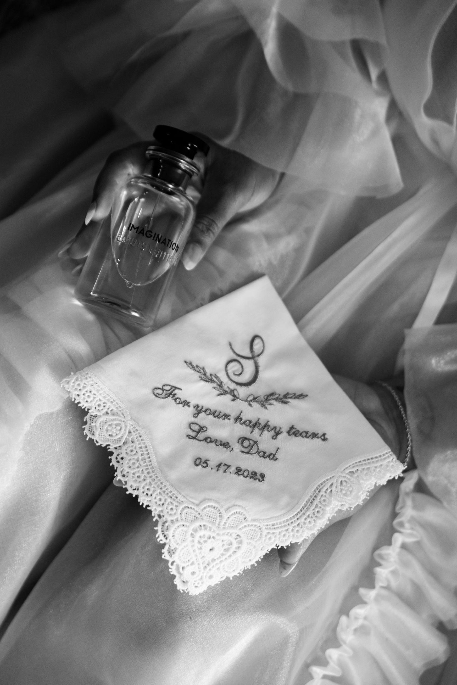 Rose events luxury destination wedding in france portugal spain italy paris americain couple from ohio, wedding on a peniche