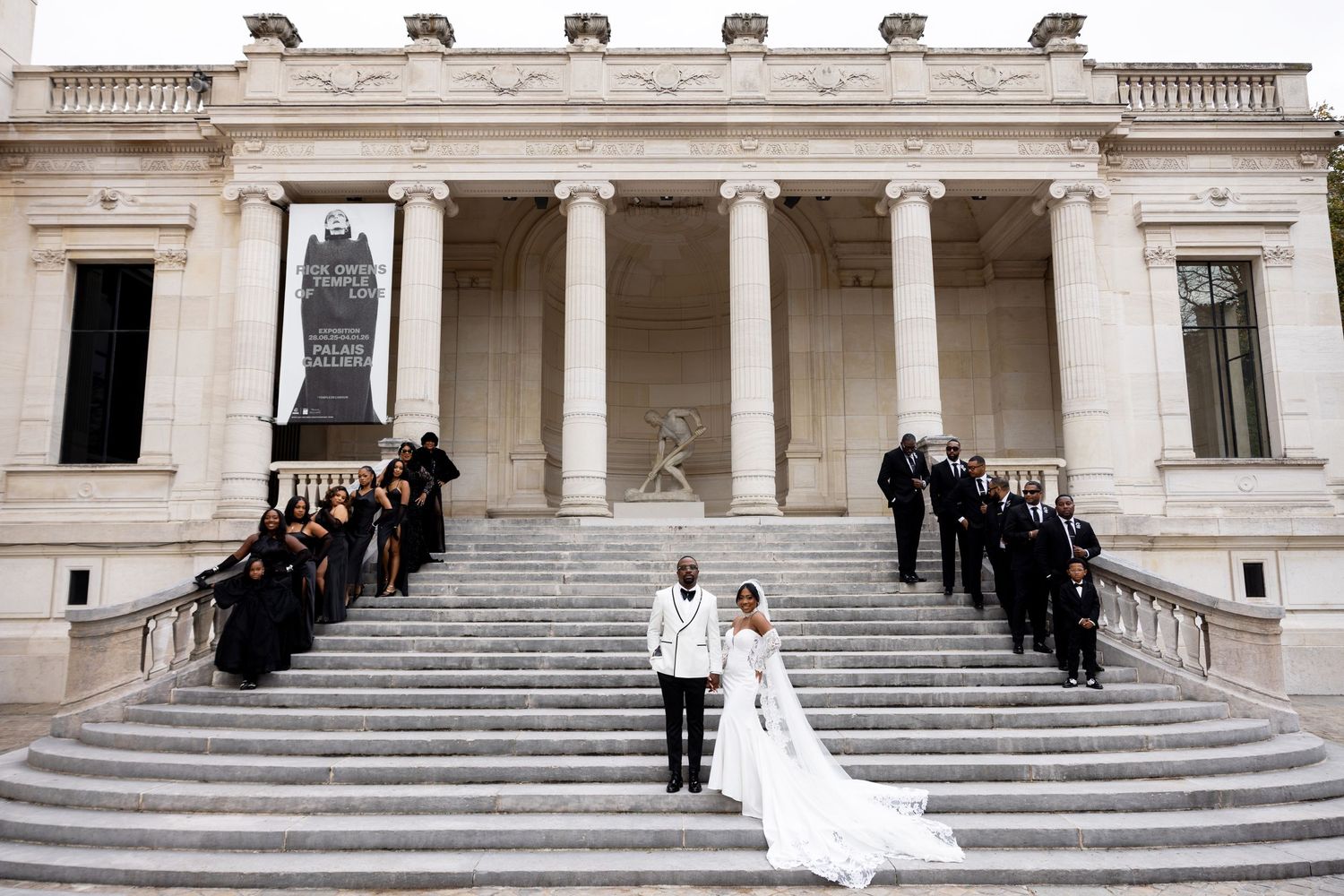 Rose events luxury destination wedding in france portugal spain italy paris americain couple from ohio, wedding on a peniche