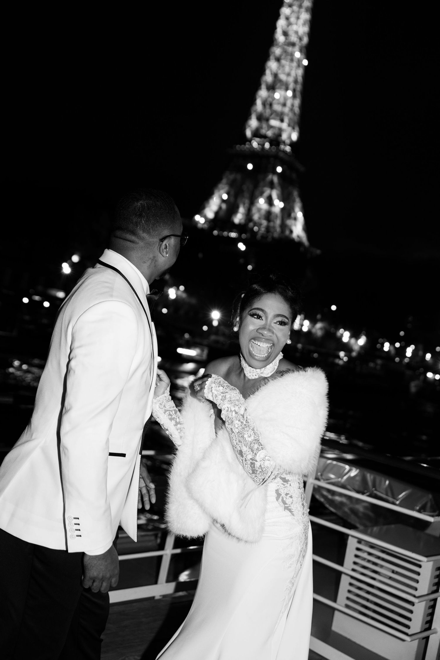 Rose events luxury destination wedding in france portugal spain italy paris americain couple from ohio, wedding on a peniche