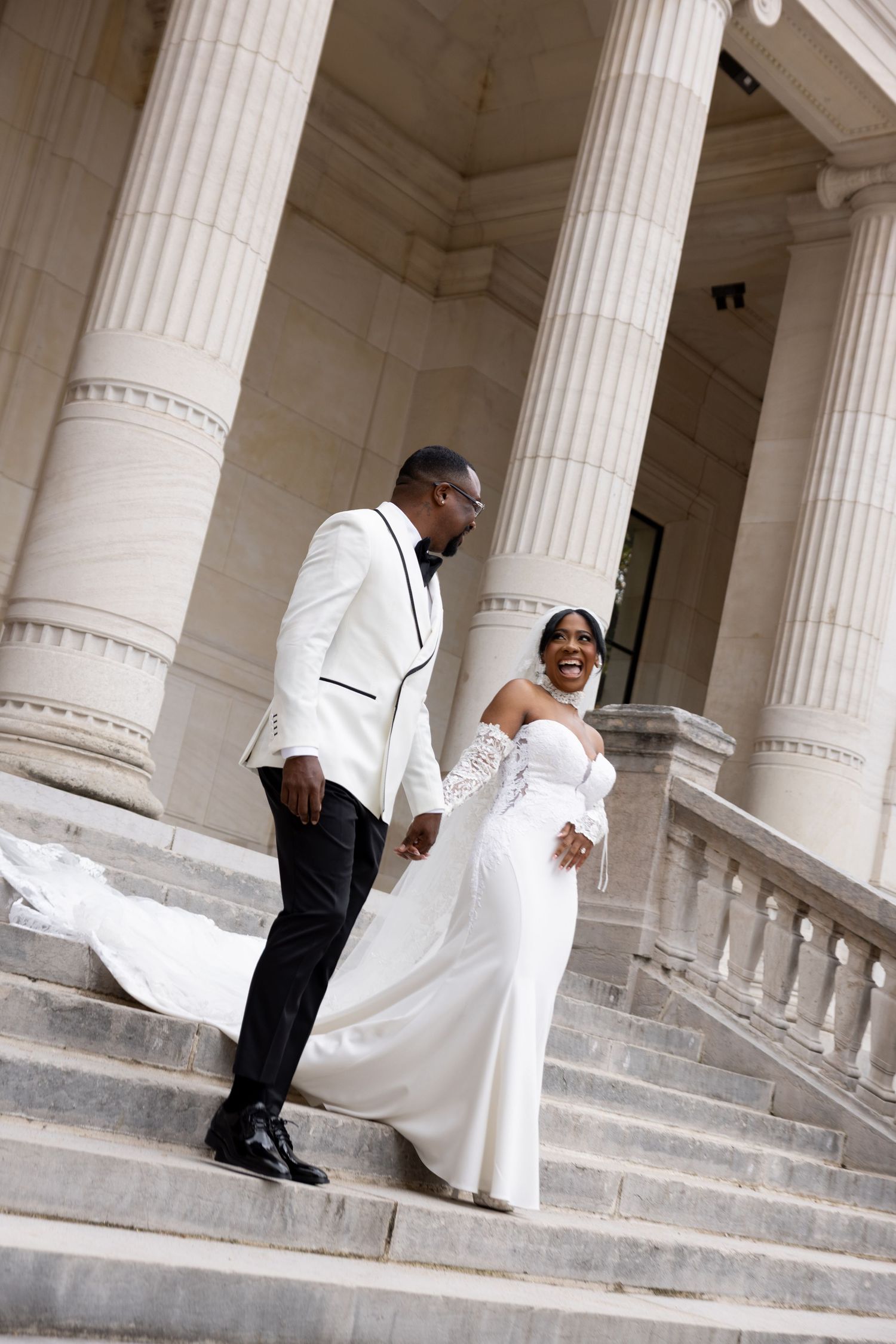 Rose events luxury destination wedding in france portugal spain italy paris americain couple from ohio, wedding on a peniche