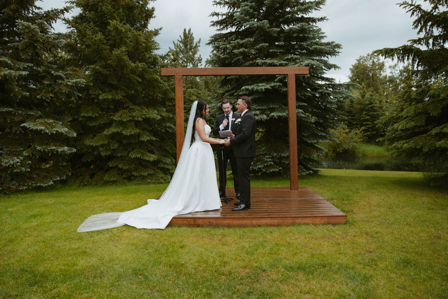 Edmonton wedding photographer