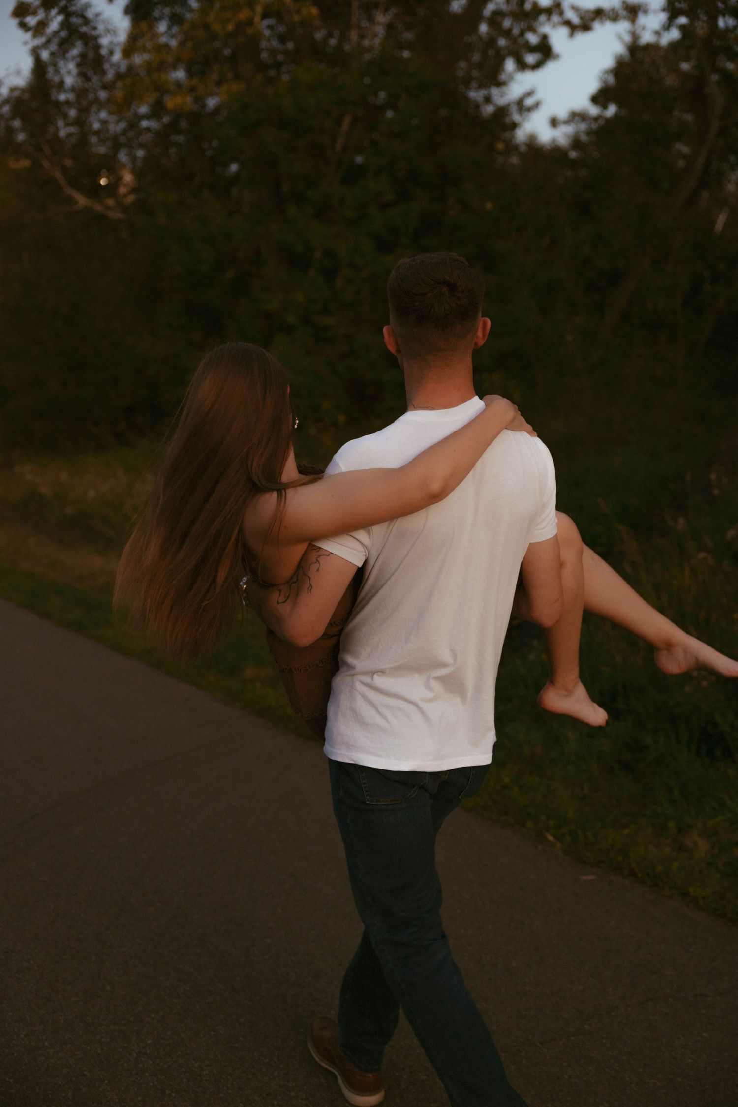 Edmonton engagement photographer