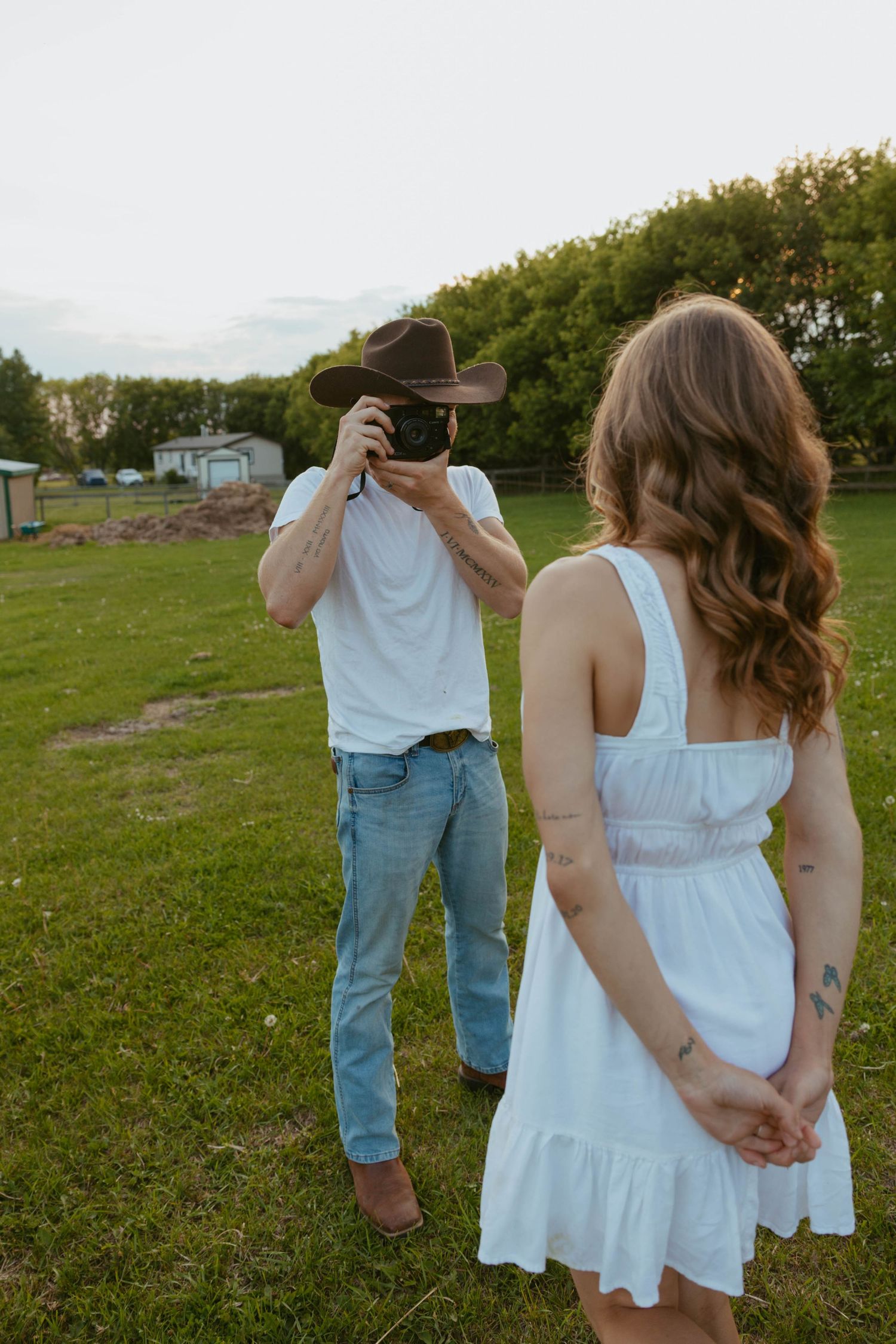 Edmonton engagement photographer