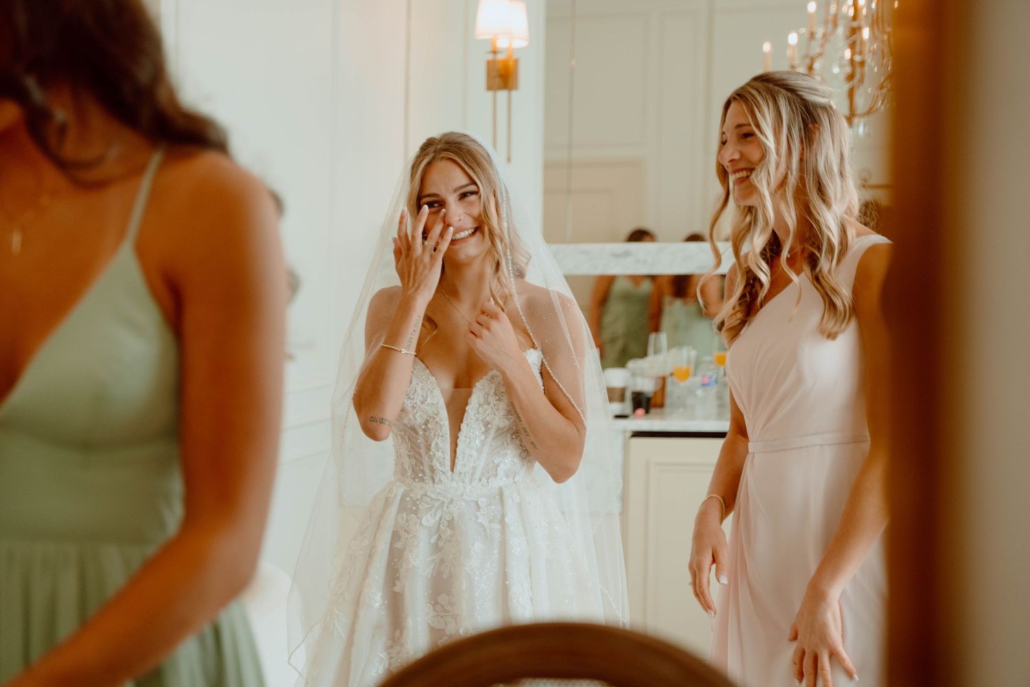 Candid getting ready photos
