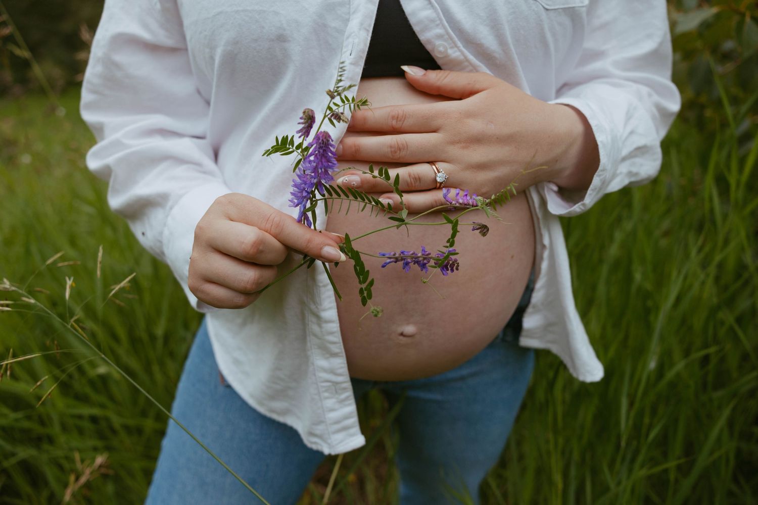 Edmonton Maternity photographer