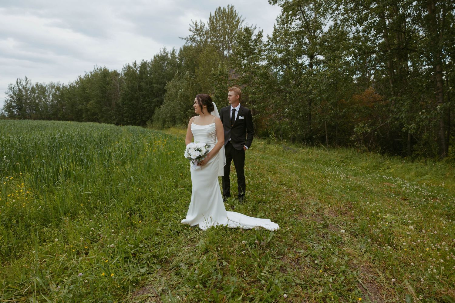 Edmonton wedding photographer