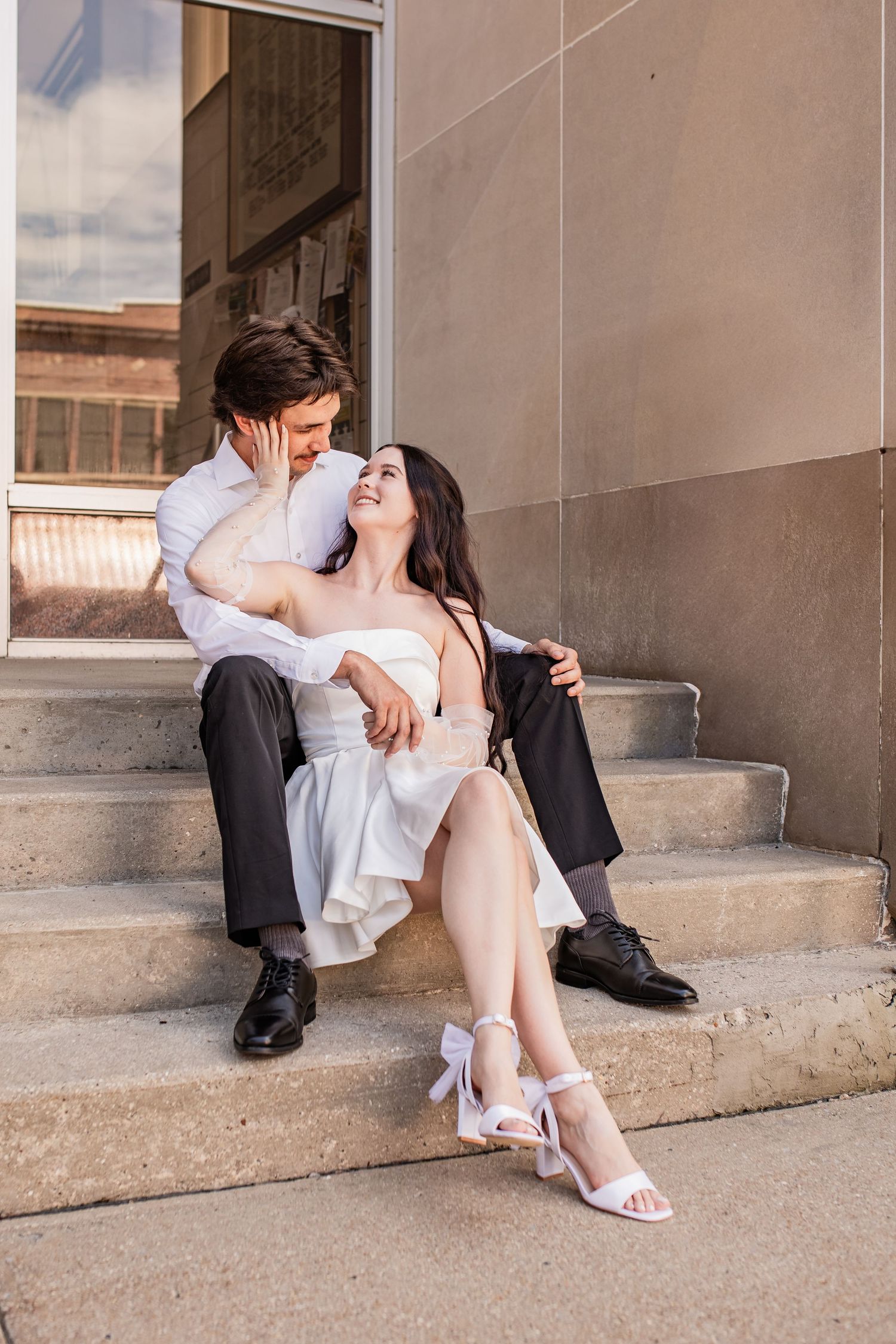 Courthouse wedding photography, Tuscola county wedding photography, Imlay wedding photography, Couple dancing,