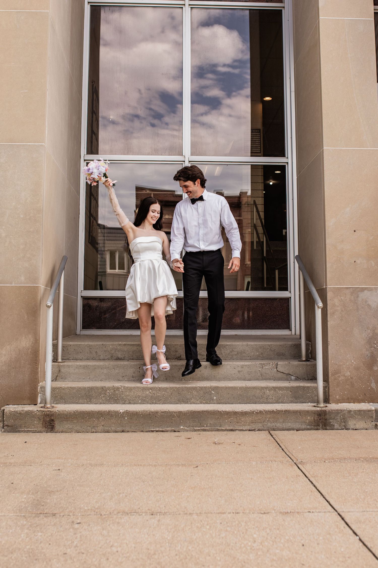 Courthouse wedding photography, Tuscola county wedding photography, Imlay wedding photography, Couple dancing,
