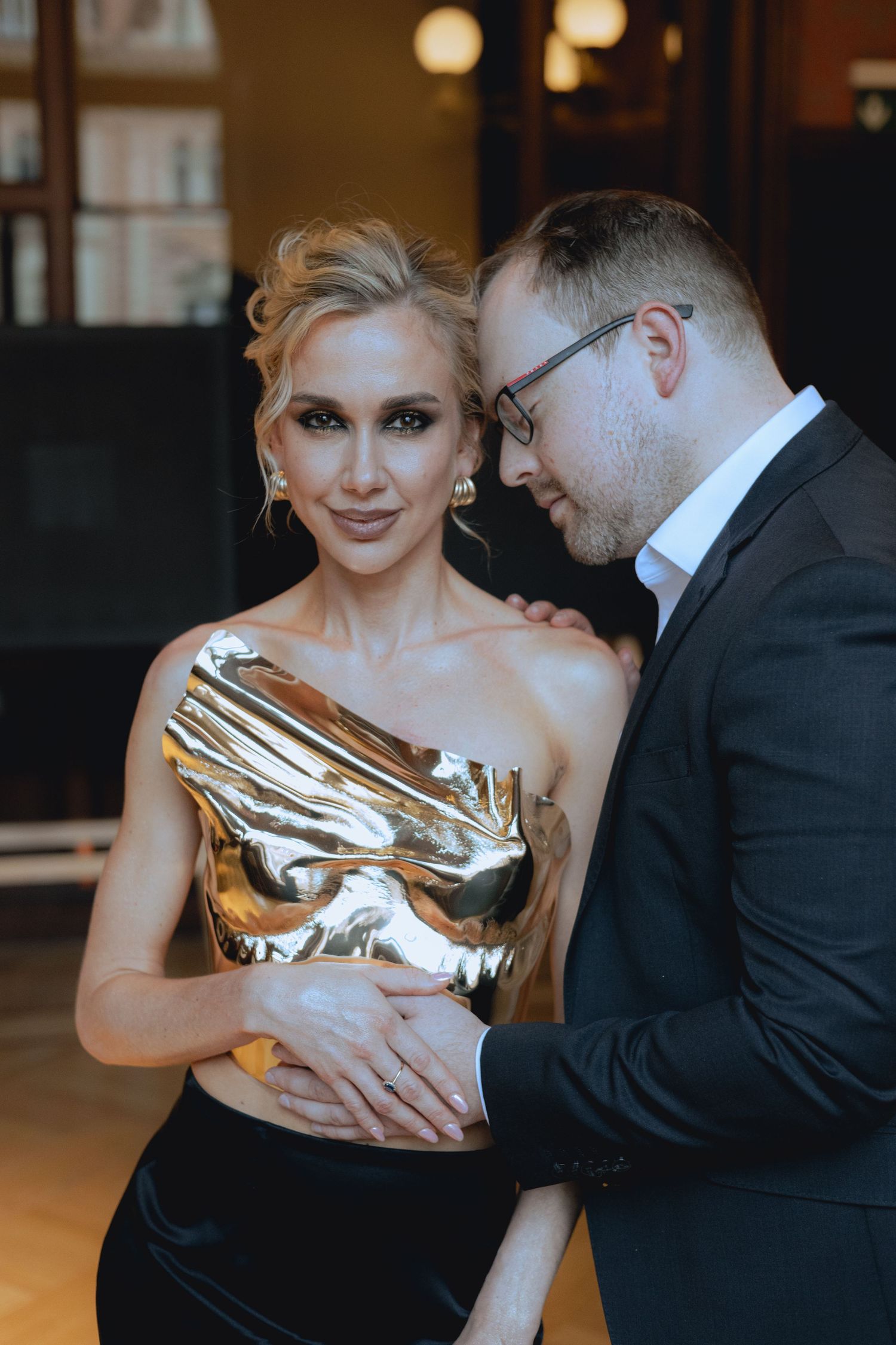 couple photoshoot Karlovy Vary
romantic love story Prague
engagement session Czech Republic
proposal photographer Karlovy Vary