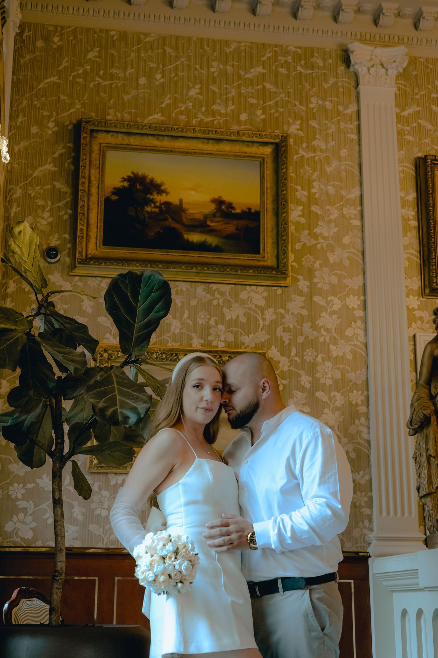 svatební fotograf Karlovy Vary, svatební focení v Praze, předsvatební love story, svatba na zámku, luxusní svatební portrét,