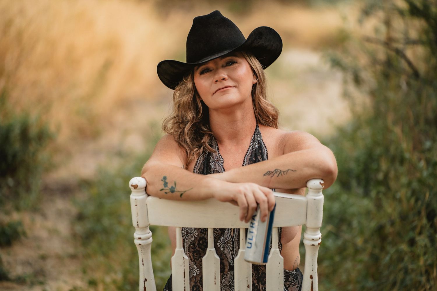 Outdoor boudoir session Montana, Wild Ridge Boudoir Whitefish
