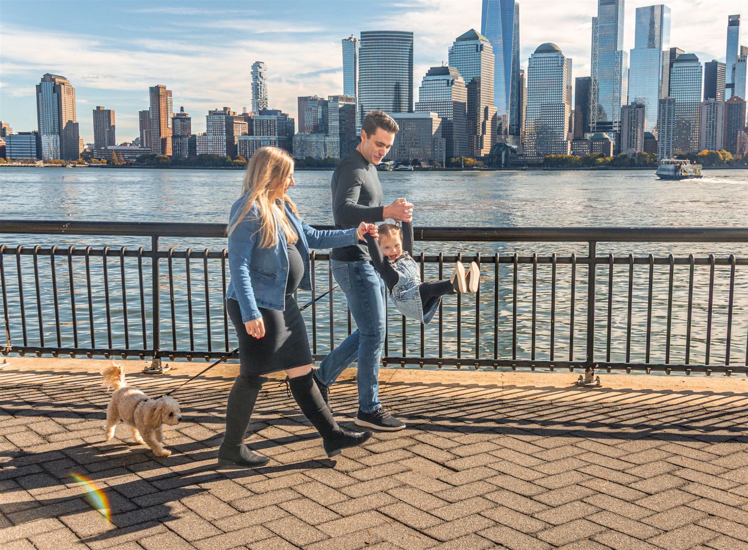 Family session and exchange place by the waterfront