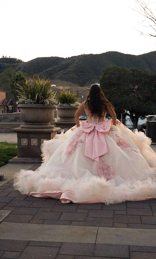 quinceniera
quince