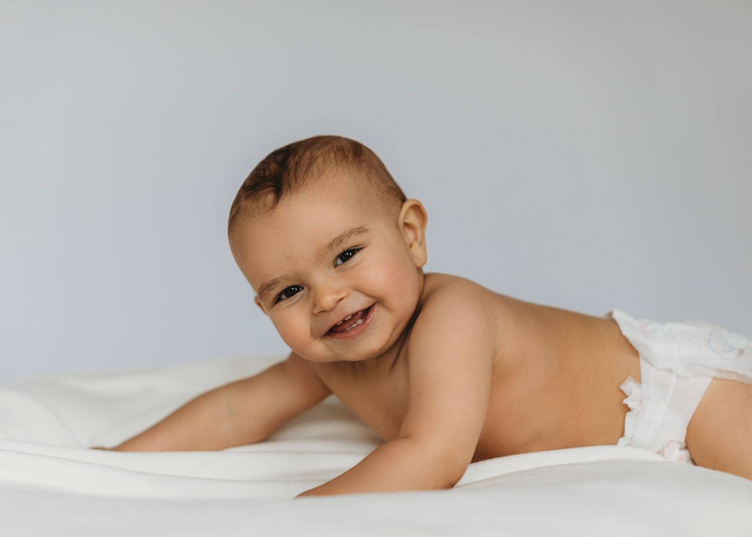 Light-filled portrait by Modesto newborn photographer Mikayla Mendes
