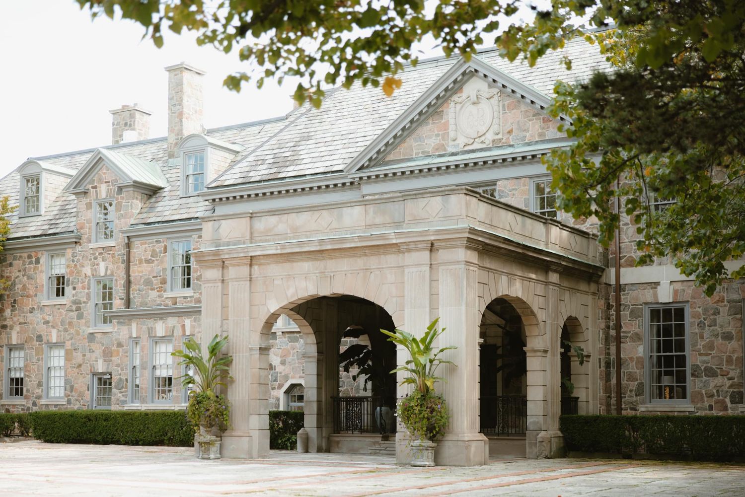 graydon hall wedding toronto intimate ceremony soft film style