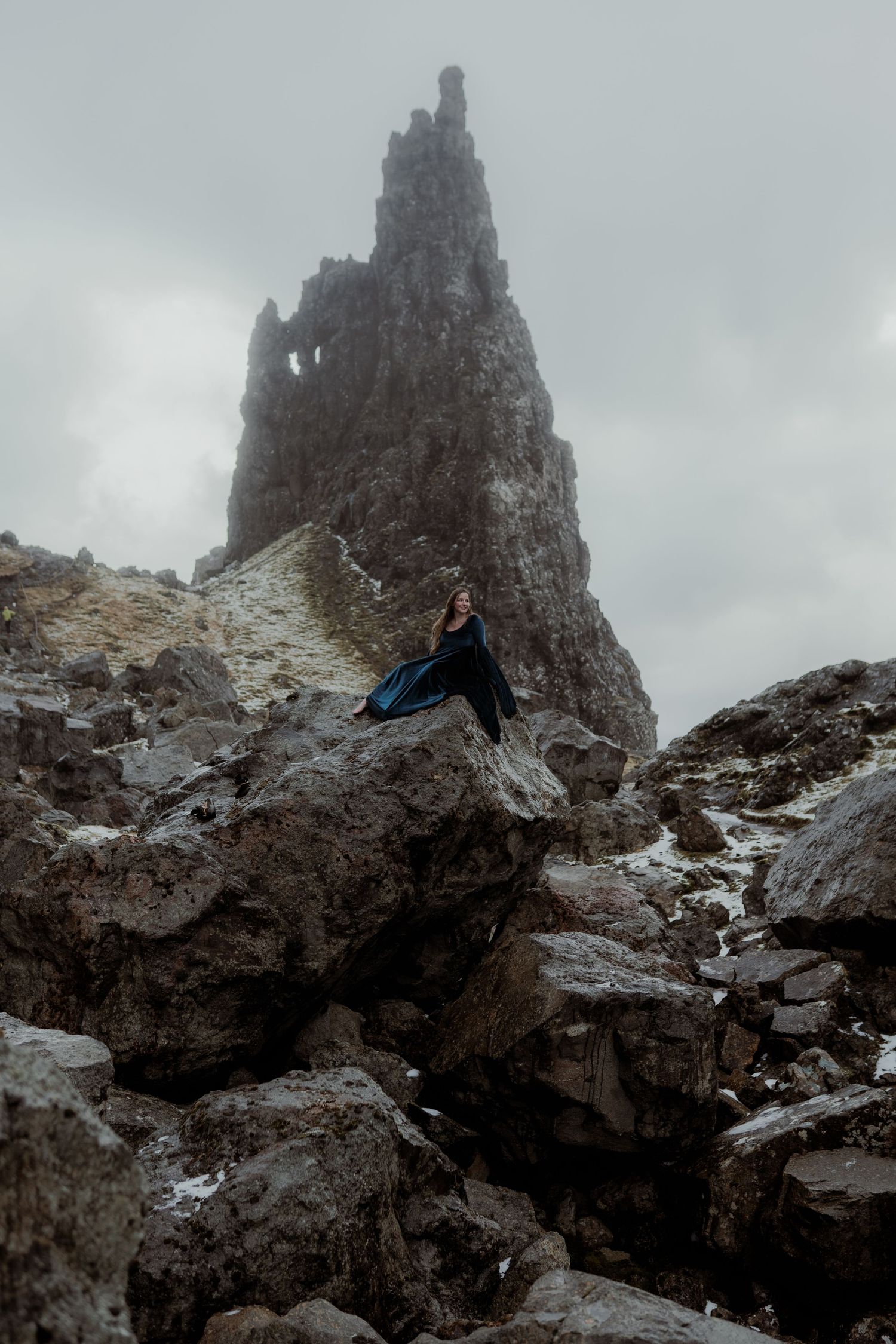 theoldmanofstorr-isleofskye-bergtop-schotland-portretfotoshoot-highlandartexperience-nikitavanderhavenfotografie