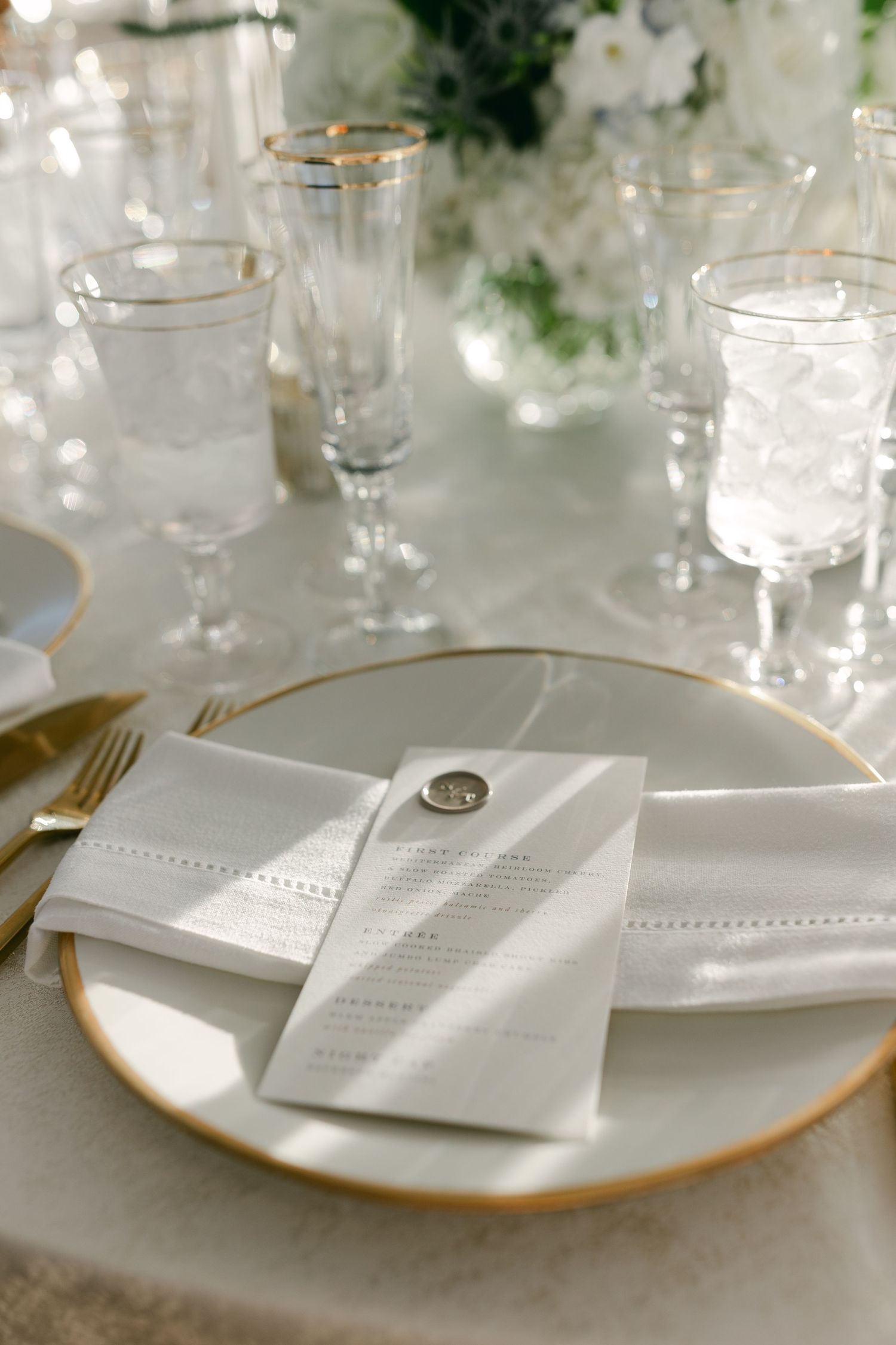 Lucious wedding reception table scape at Whitehall estate wedding venue photographed by maryland, philadelphia wedding photographer