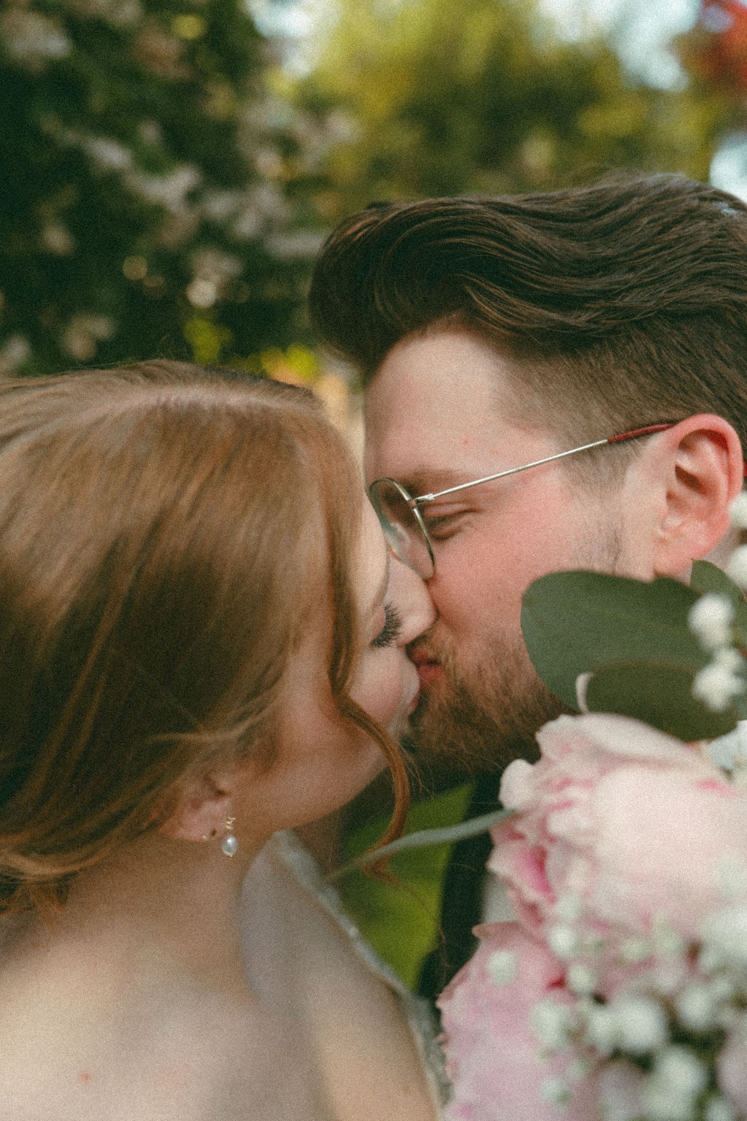 Timeless Cinematic Wedding Photography with a Nostalgic Touch