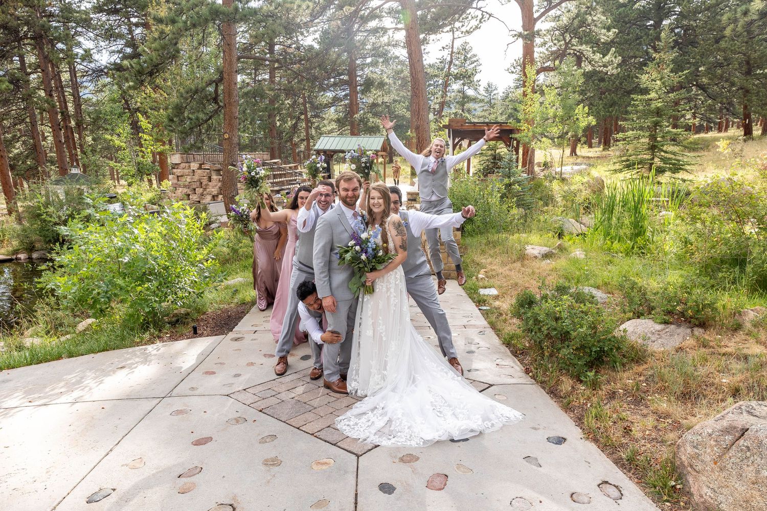 Colorado wedding photographer, Candid wedding photography Colorado, Della Terra Wedding Photographer, Mountain elopement